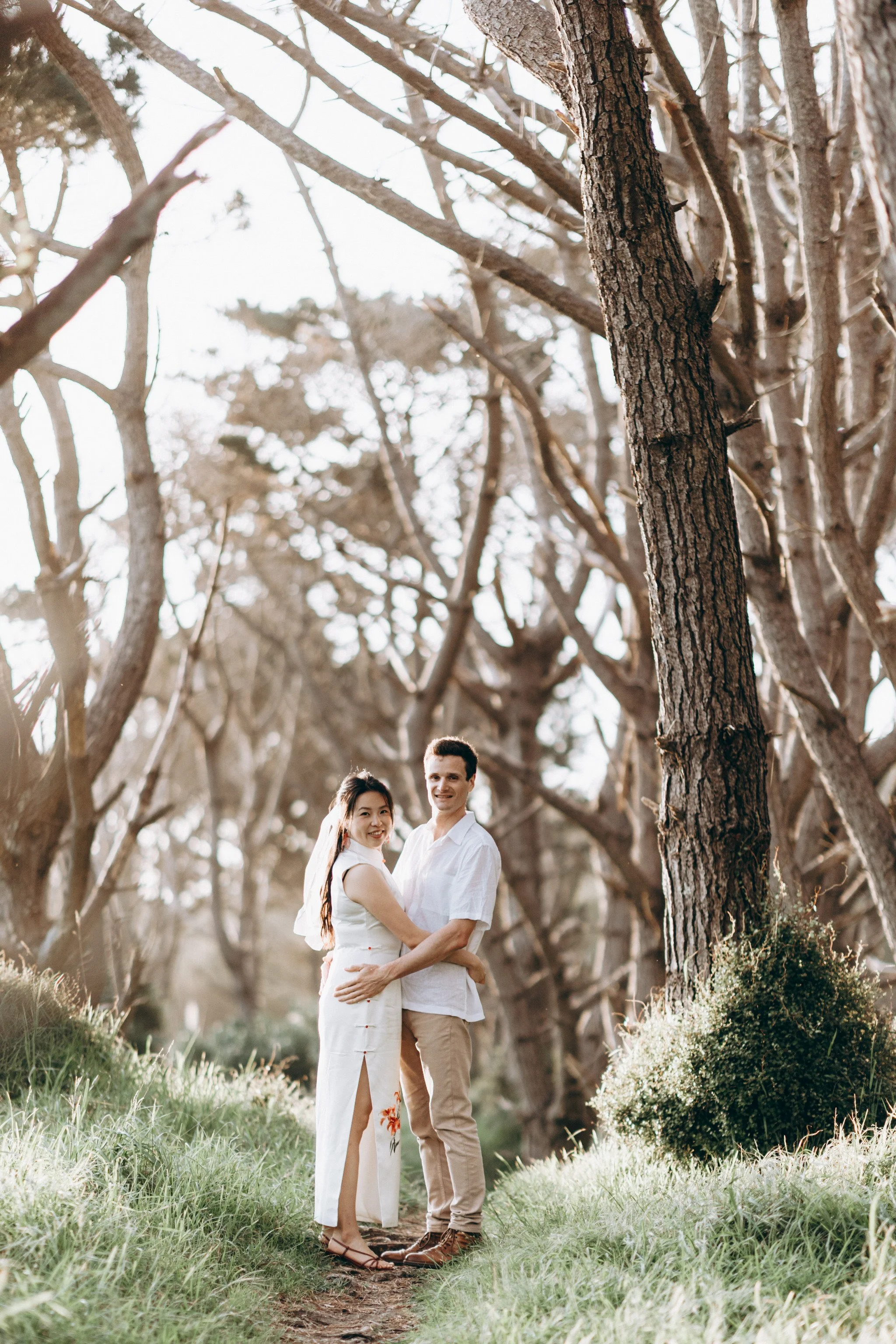 Auckland muriwai beach engagement photos Ting and Felix 12.jpg