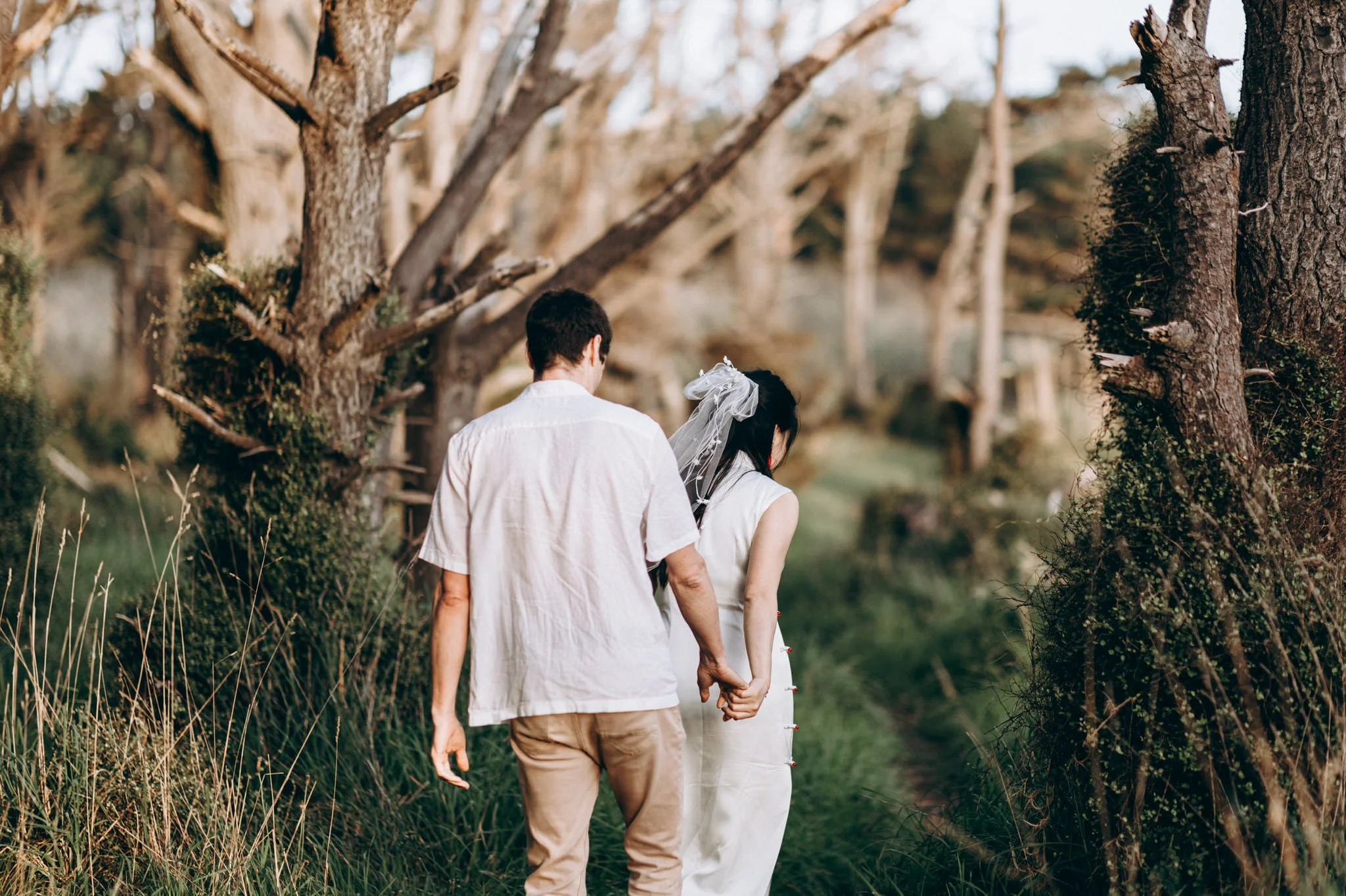 Auckland muriwai beach engagement photos Ting and Felix 15.jpg