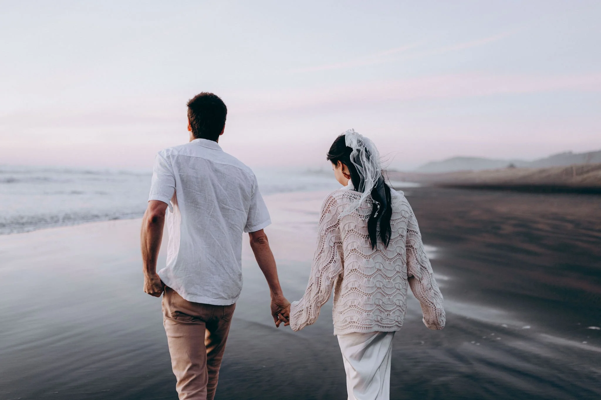 Auckland muriwai beach engagement photos Ting and Felix 23.jpg