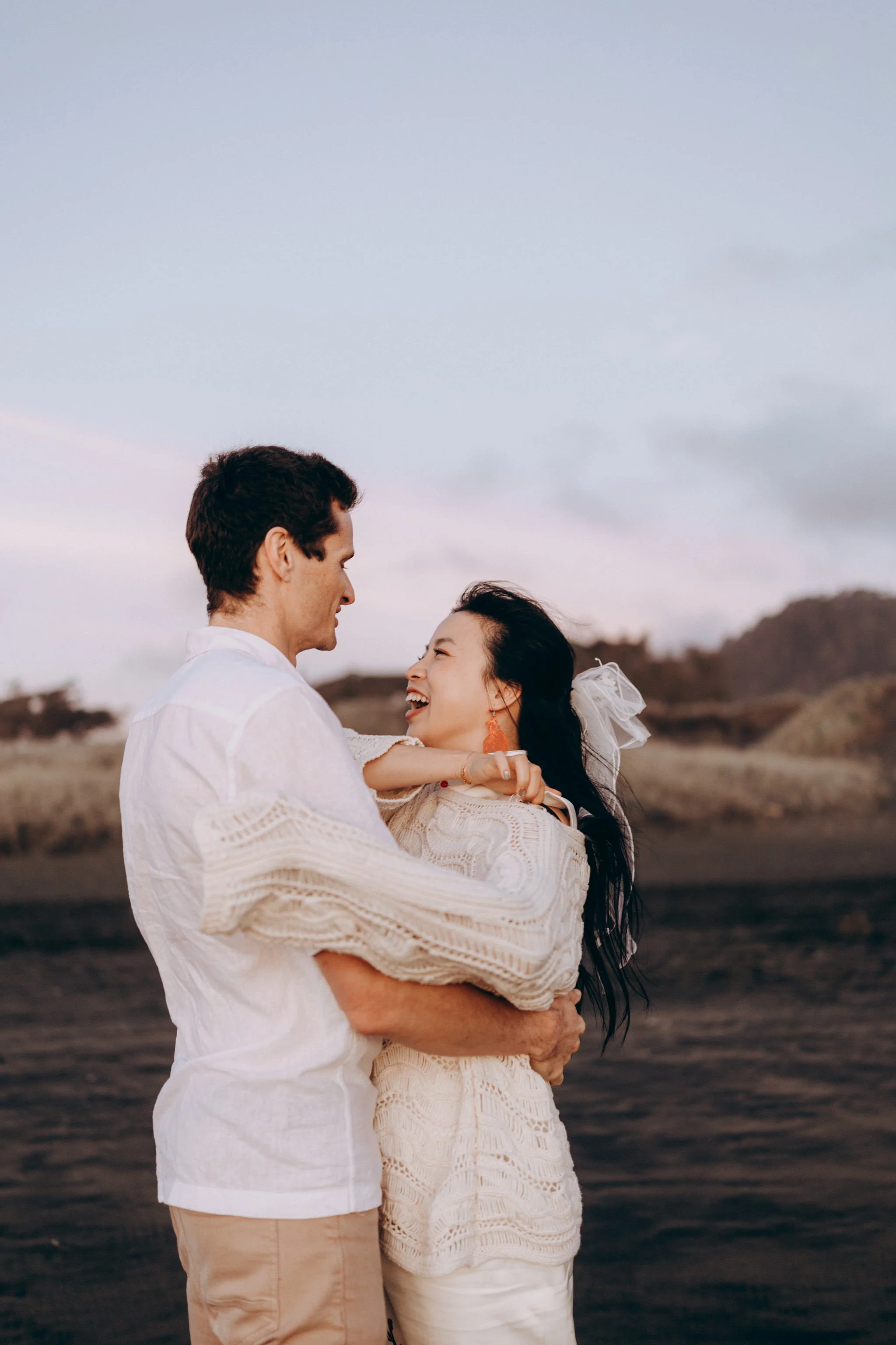 Auckland muriwai beach engagement photos Ting and Felix 26.jpg