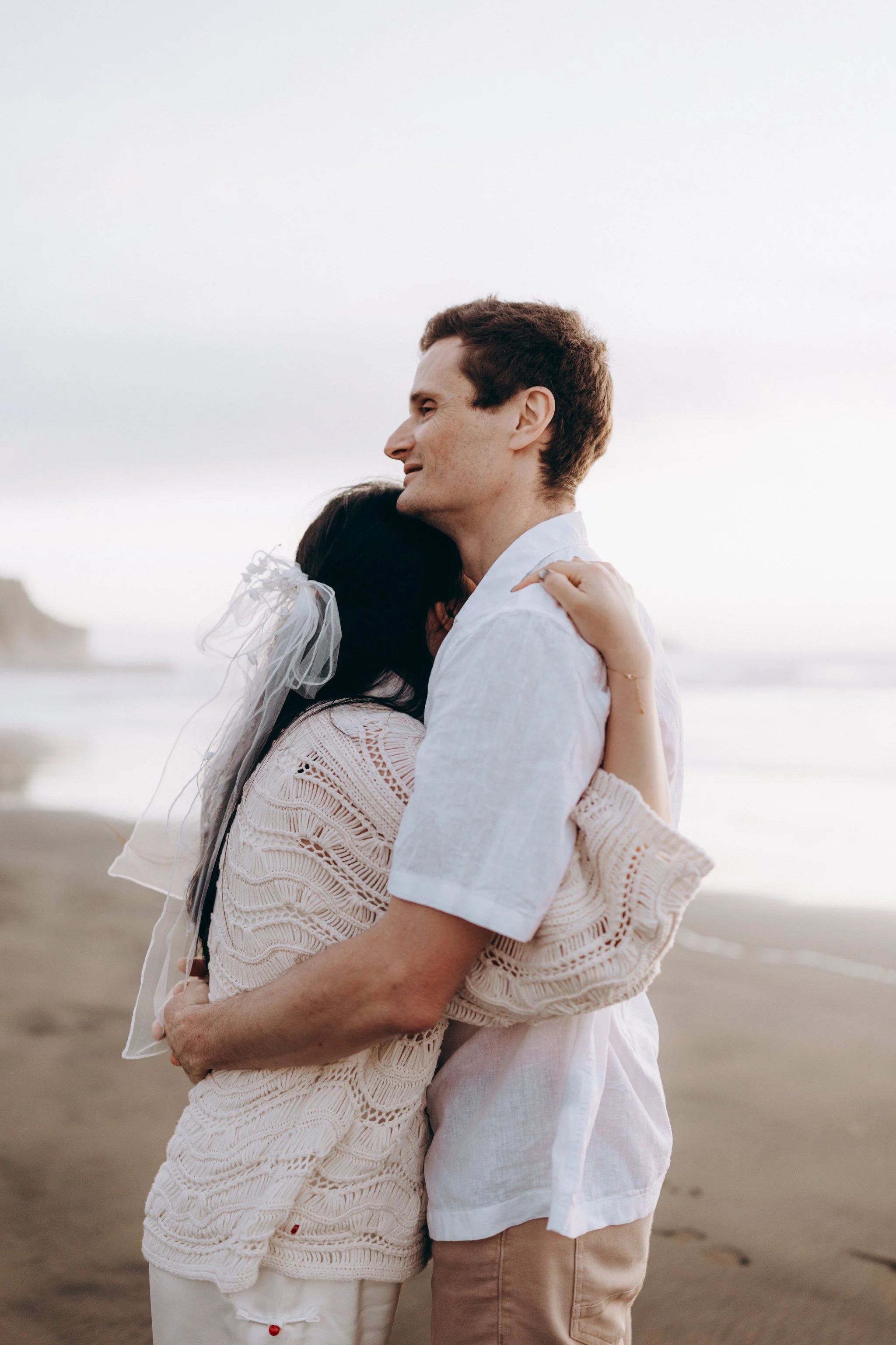 Auckland muriwai beach engagement photos Ting and Felix 28.jpg