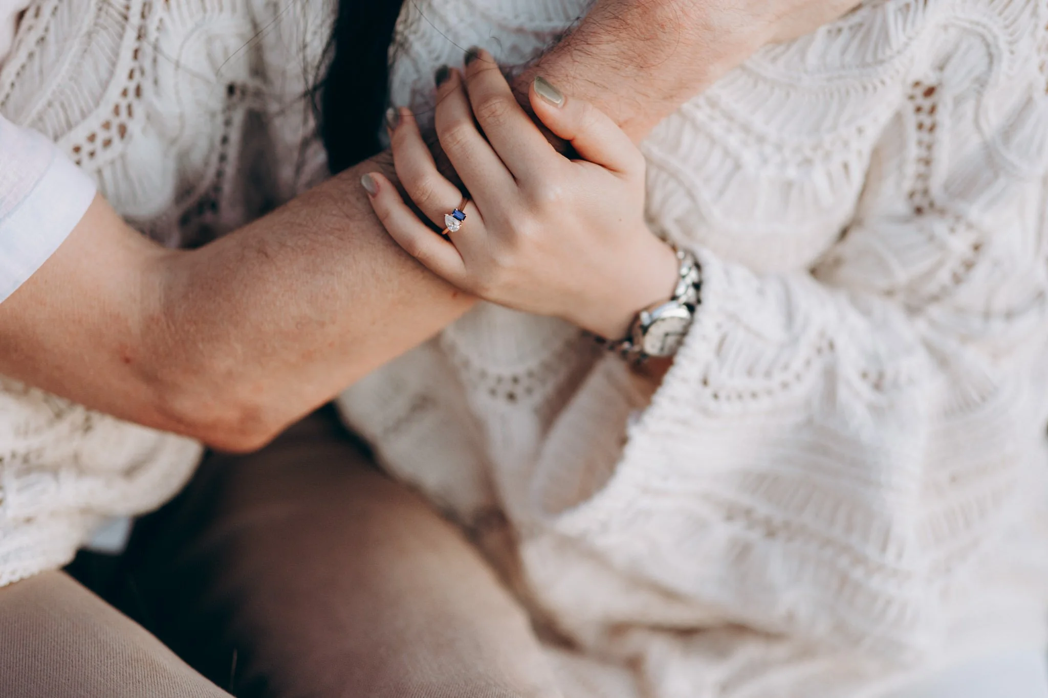 Auckland muriwai beach engagement photos Ting and Felix 39.jpg