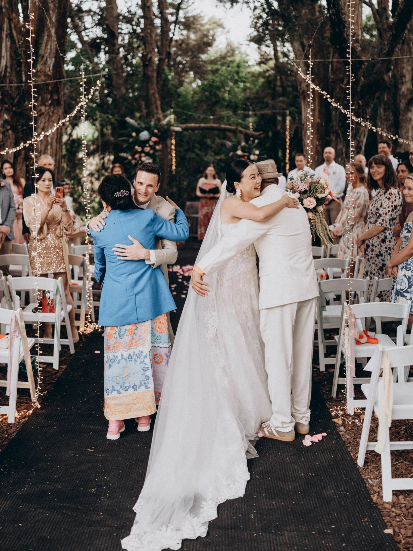 So excited to be back at Kumeu Valley Estate to photograph Ting &amp; Felix&rsquo;s garden wedding.
Whimsical florals, fairy lights in the trees &mdash; it honestly felt like stepping straight into a Pinterest board. Such a beautiful day.

Venue: @ku