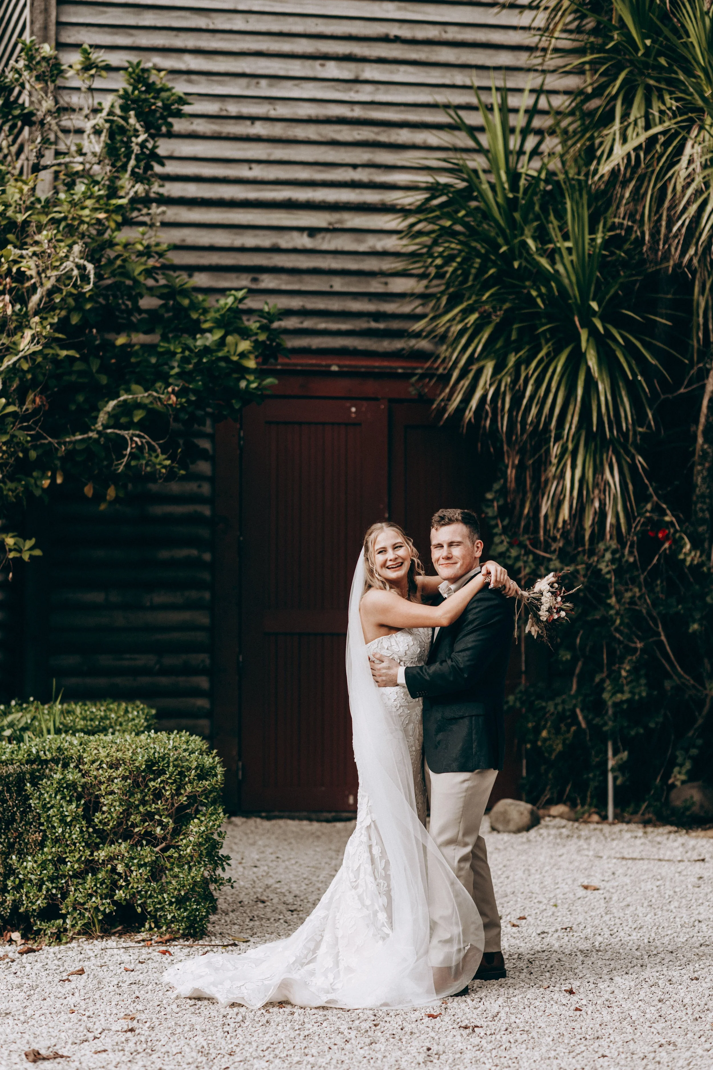 Kumeu Valley Estate auckland wedding 33.jpg