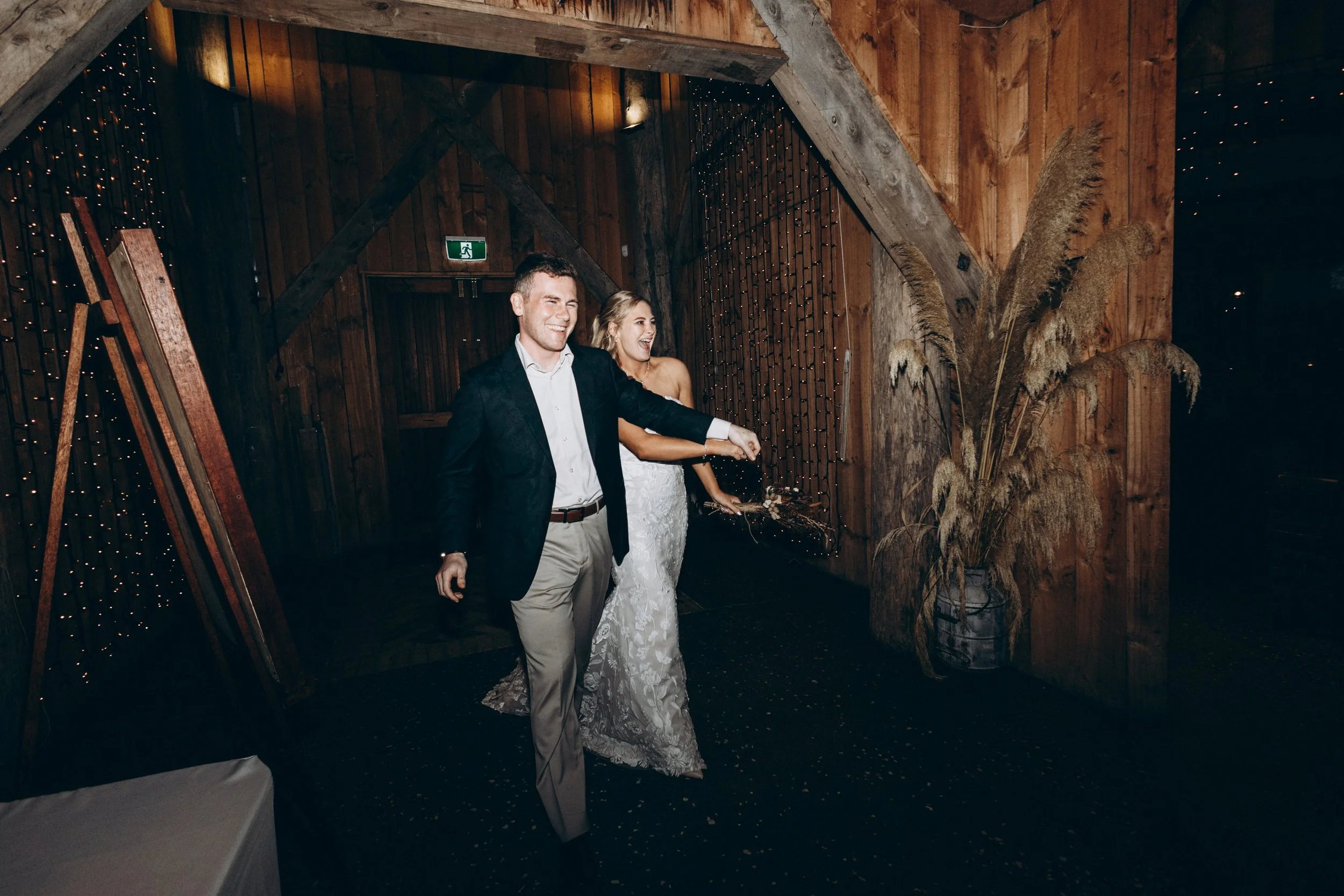 Kumeu Valley Estate auckland wedding 89.jpg