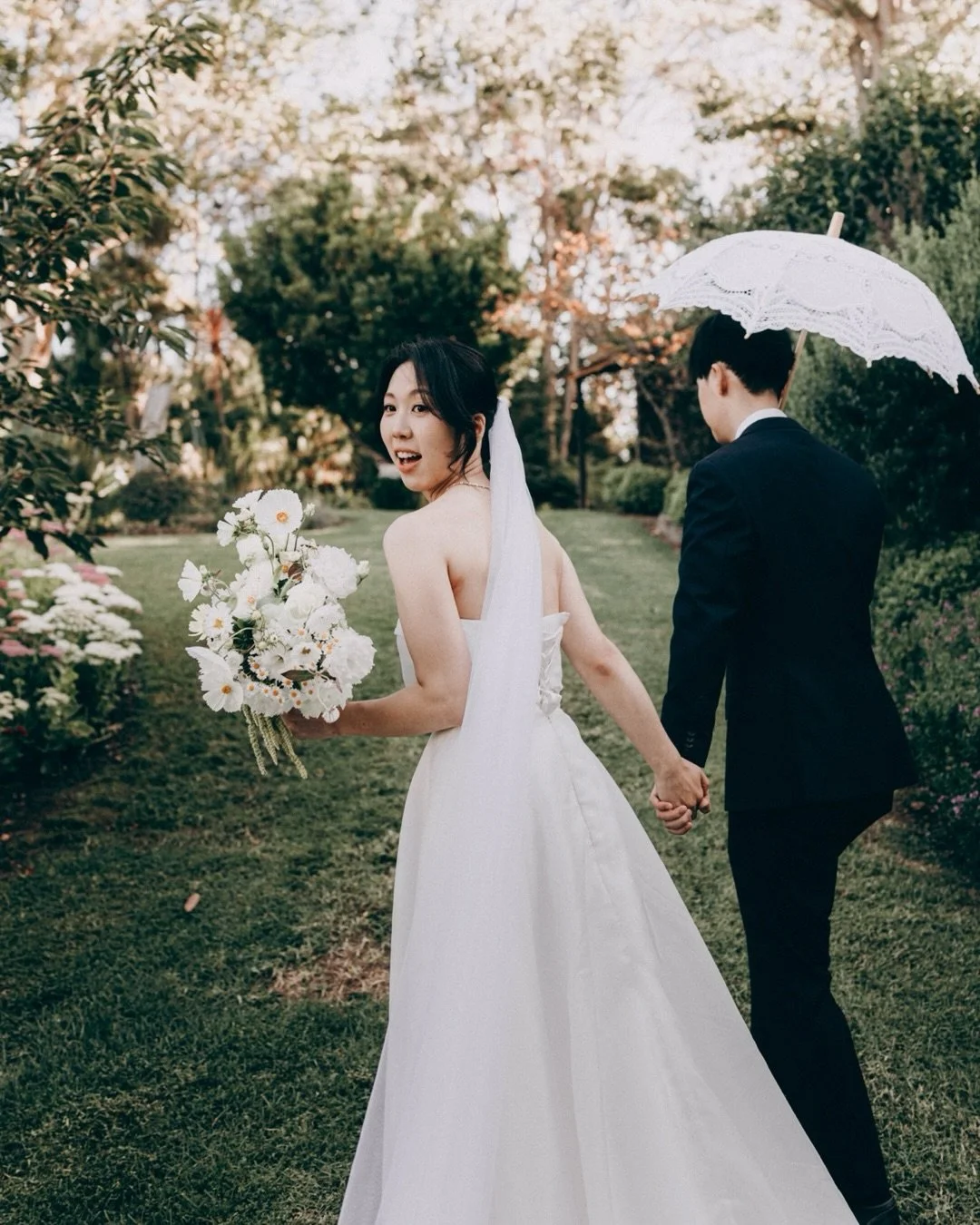 I have a soft spot for intimate weddings.

There&rsquo;s something special about celebrating with just your closest family and friends.

Home isn&rsquo;t always where you live.

Sometimes, it&rsquo;s where the people you love are.

For these two, tha