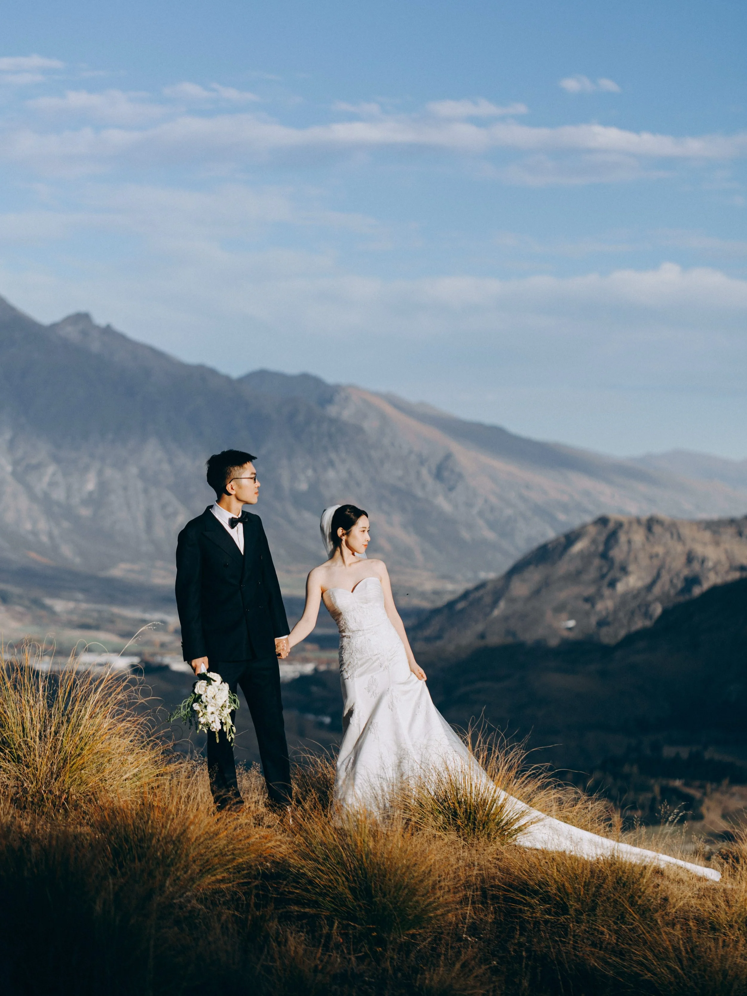Not every beautiful place needs a helicopter.

Sometimes, all it takes is driving a little higher.

This is why I keep recommending Coronet Peak to couples.