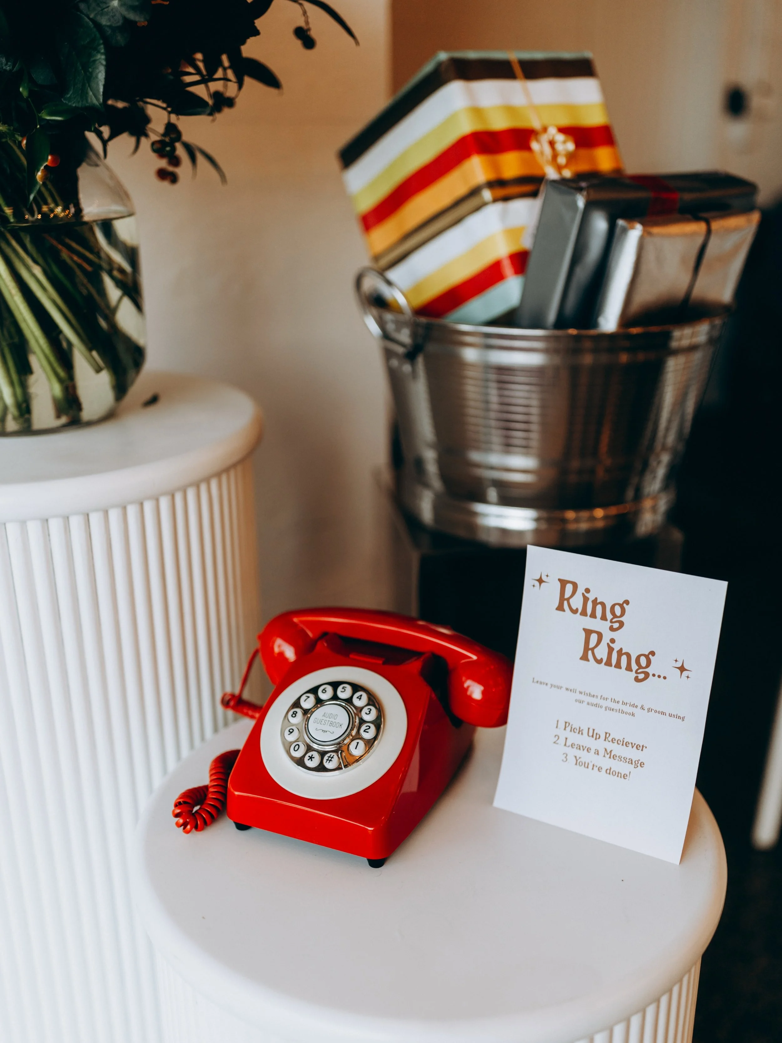 Kat &amp; Ed&rsquo;s reception: colourful, bold, playful, and full of personality