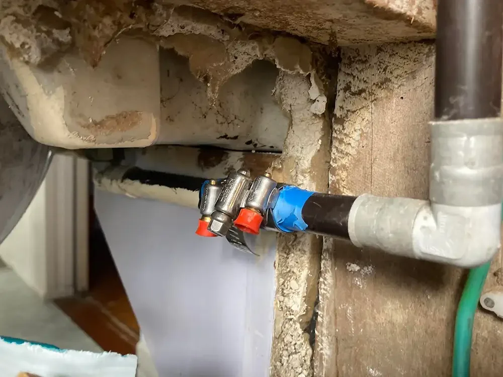A leaking water pipe