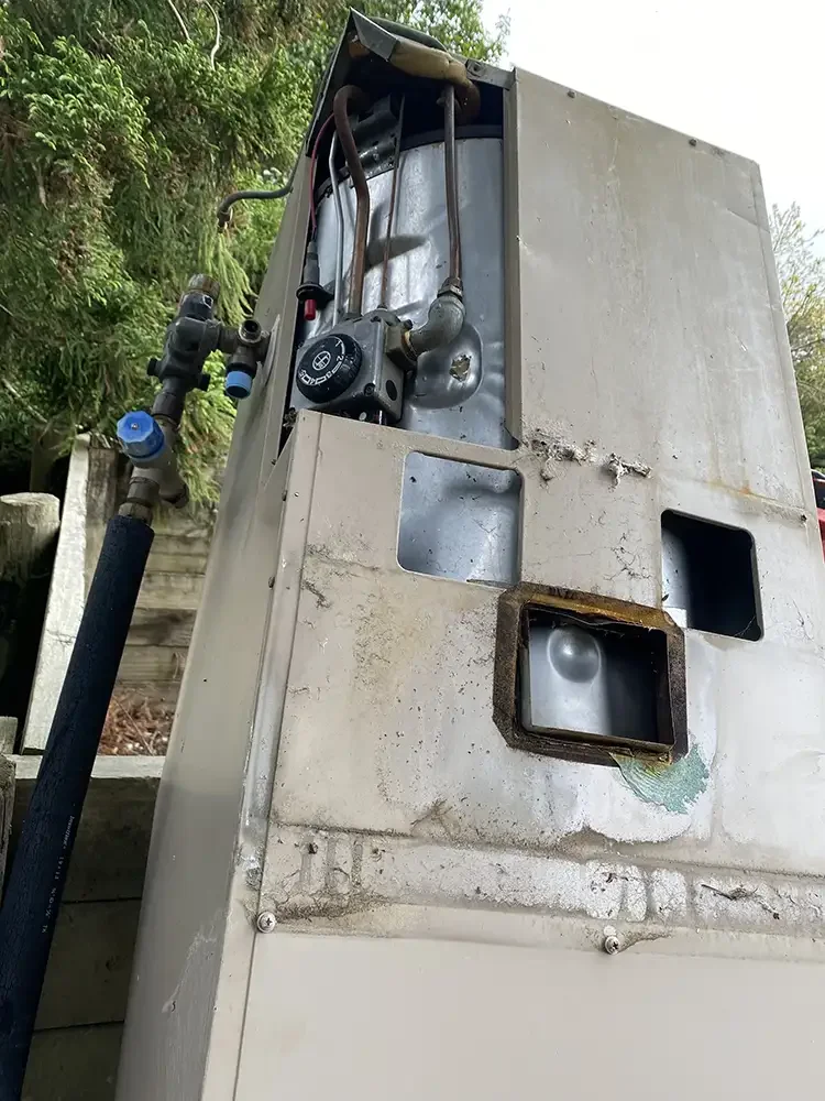 An image of an old water heater