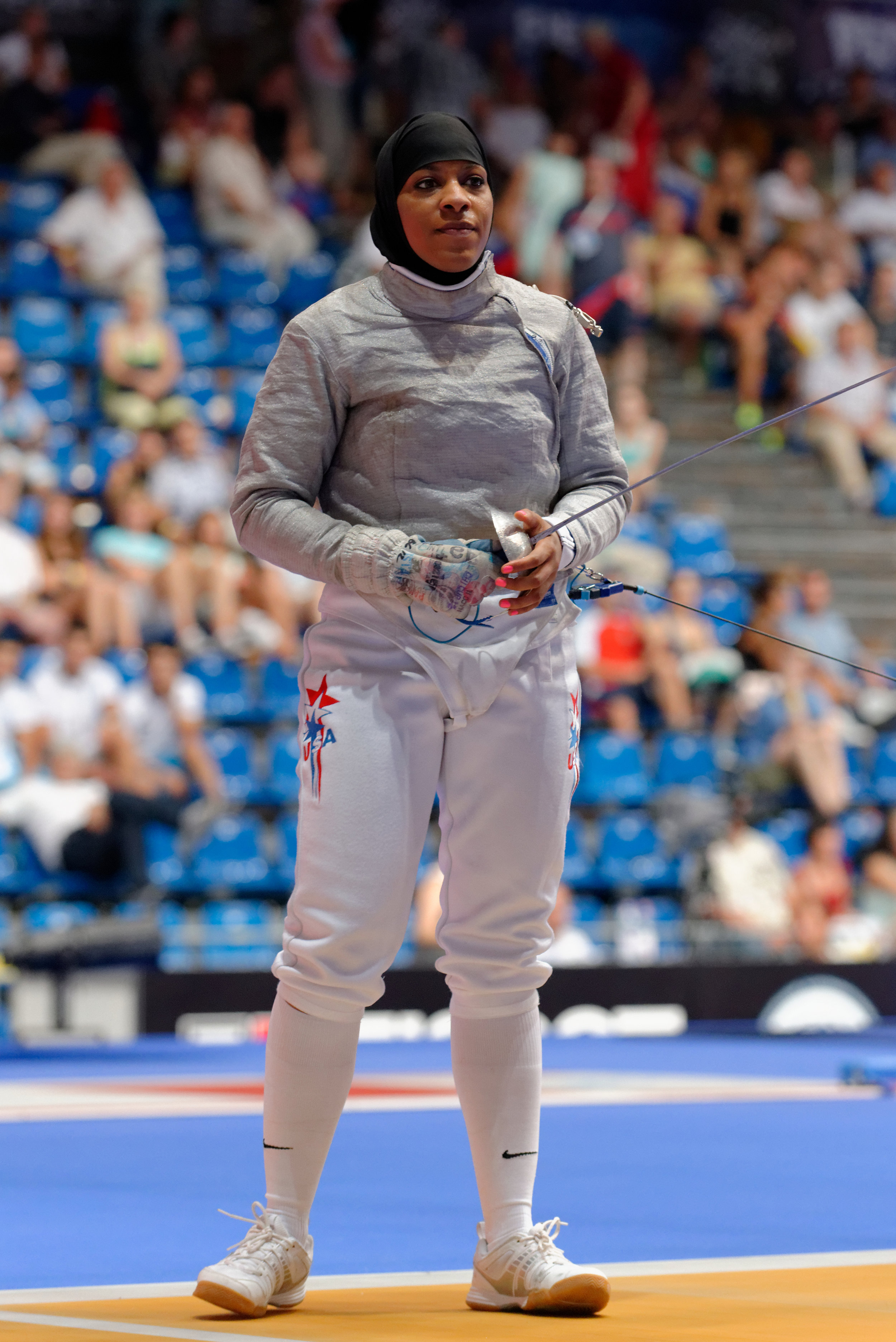 ibtihaj_muhammad_2013_fencing.jpg