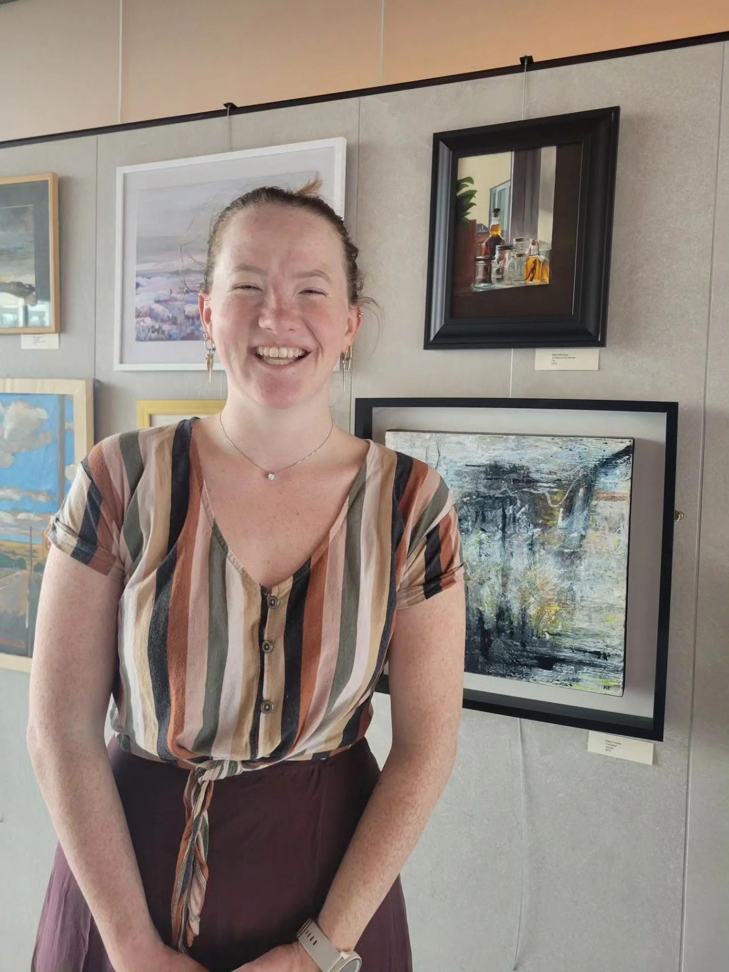 There's a new show up at the Newcastle Civic Centre from a pretty cool art club! Highly recomend stopping by the North of England Art Club show, and find my sunny little windowsill while you're there ☀️