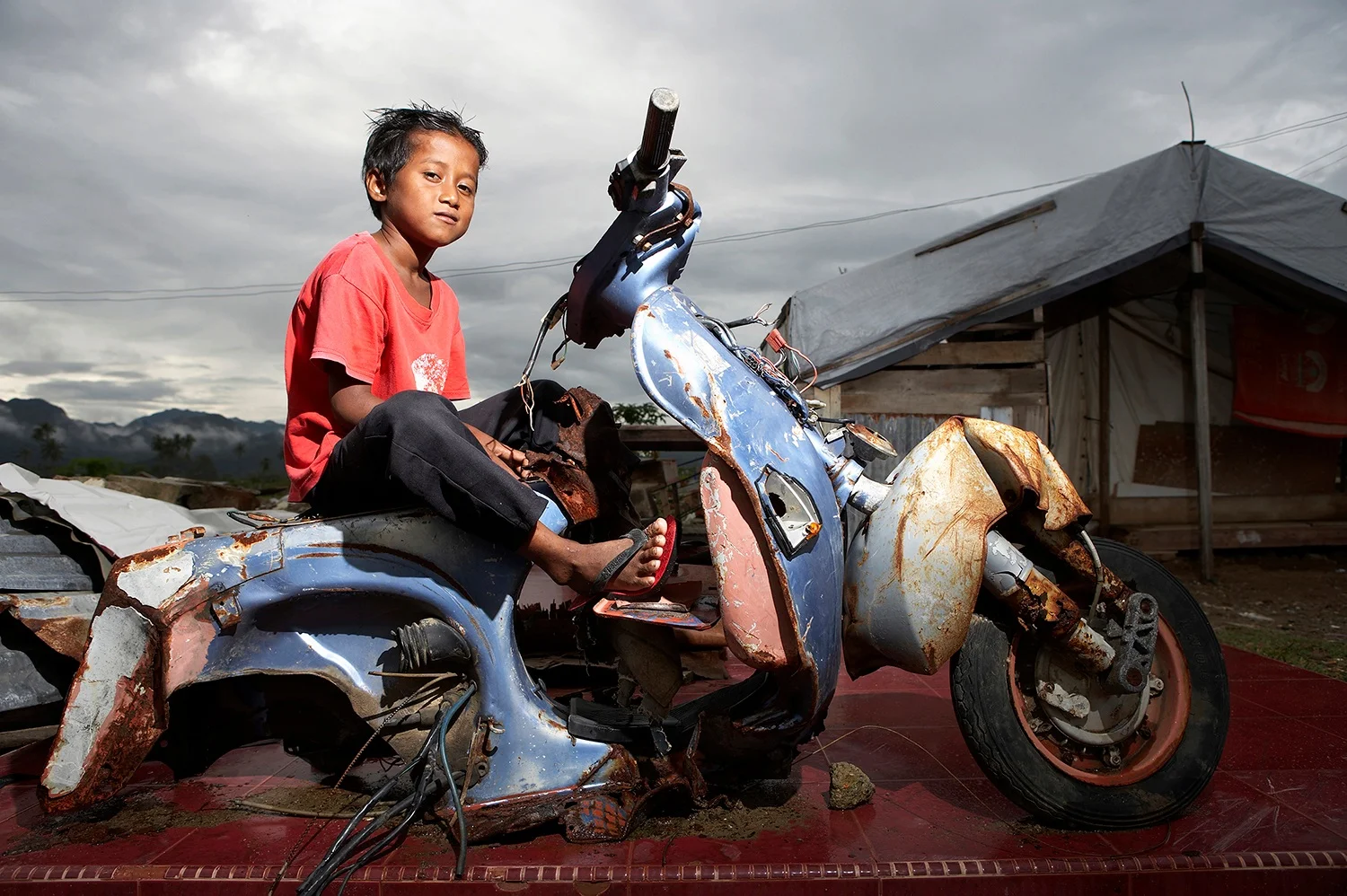 tsunami survivor "National Photographic Portrait Prize" Finalist