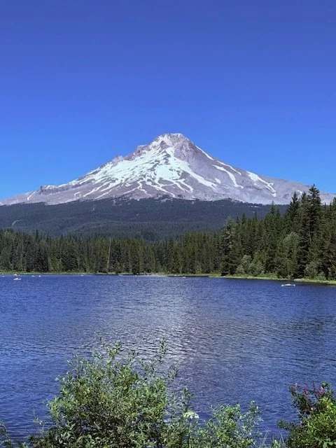Hike 14: Trillium Lake Loop (Mt. Hood National Forest)