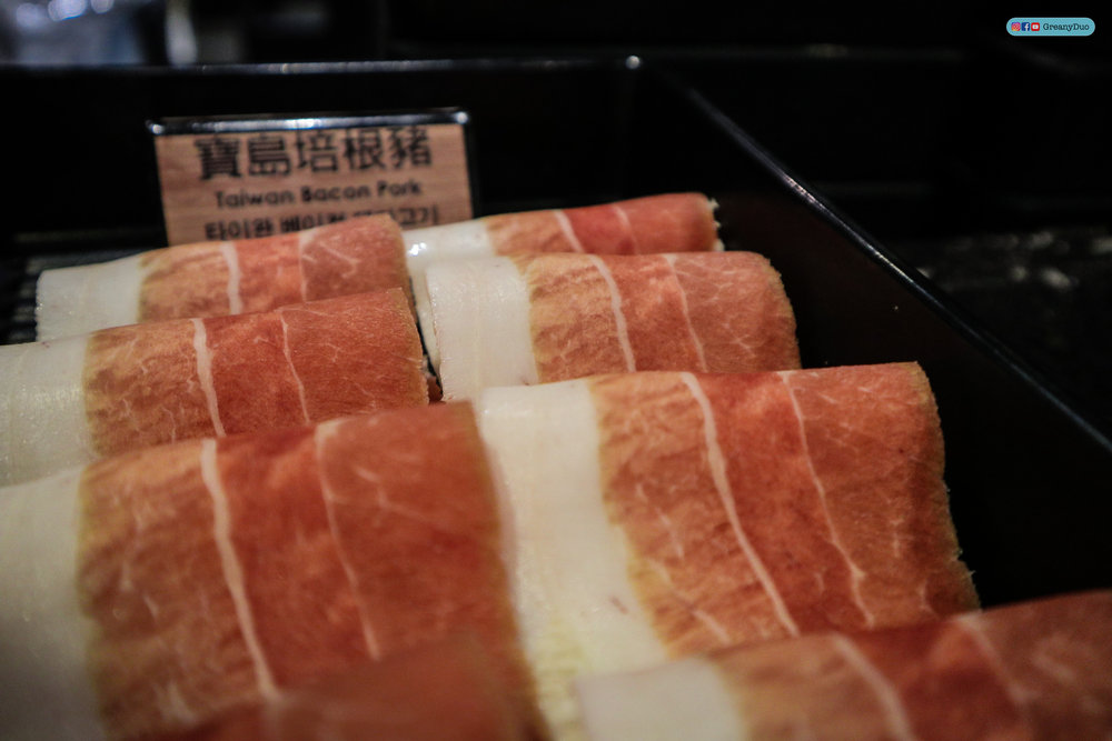 bacon pork at บุฟเฟ่ต์ชาบูไต้หวันที่ Hakkai Shabu Shabu ซีเหมินติง