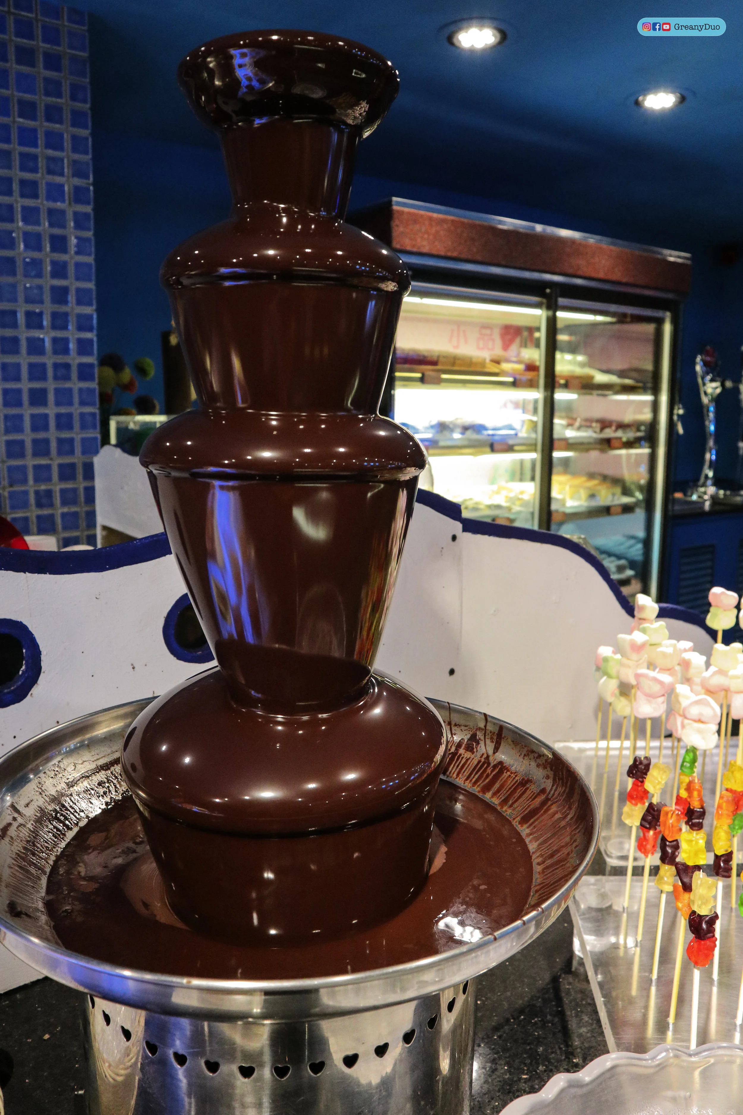 chocolate fondue at บุฟเฟ่ต์ชาบูไต้หวันที่ Hakkai Shabu Shabu ซีเหมินติง