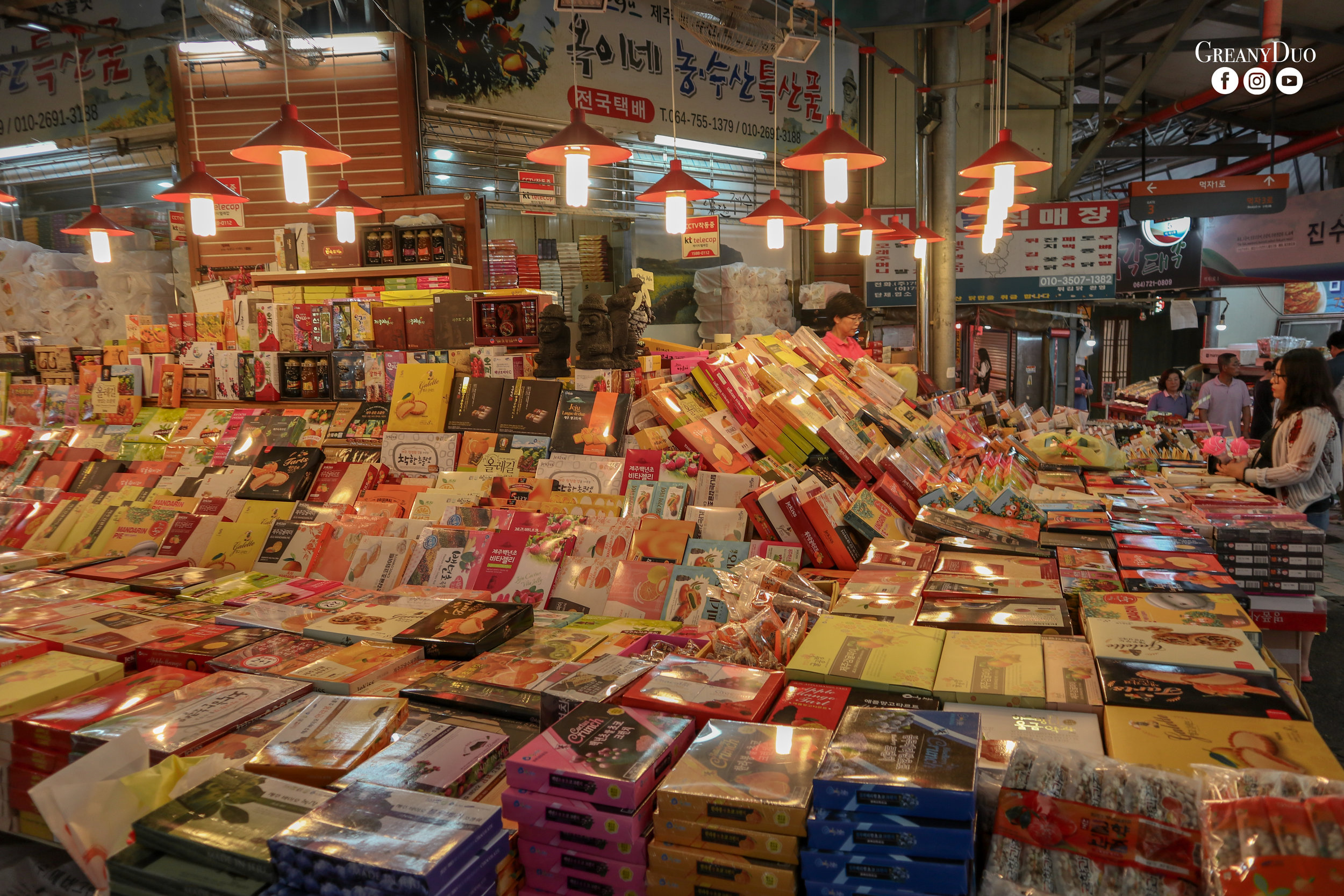 orange souvenirs, dongmun market, jeju