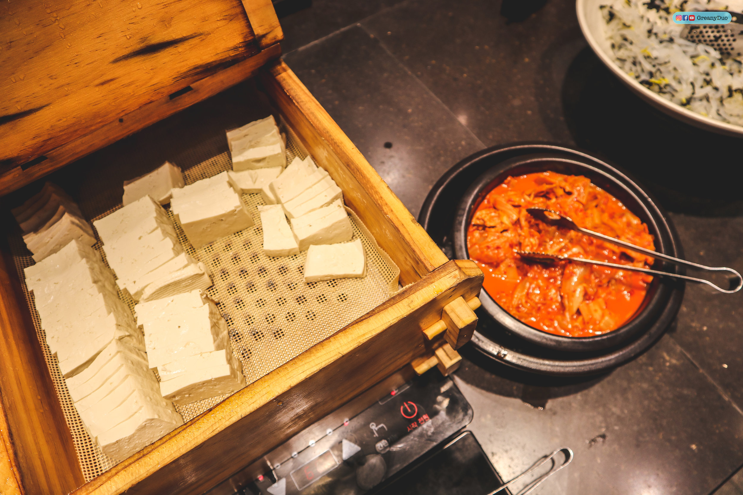 korean sidedishes at nature kitchen buffet, seoul korea