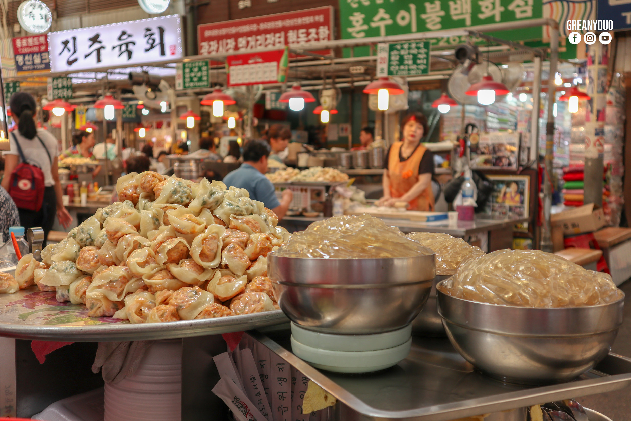 Seoul Food Guide: หิวเมื่อไหร่..แวะไปตลาดกวางจัง (Gwangjang Market 광장시장)! —  Greanyduo