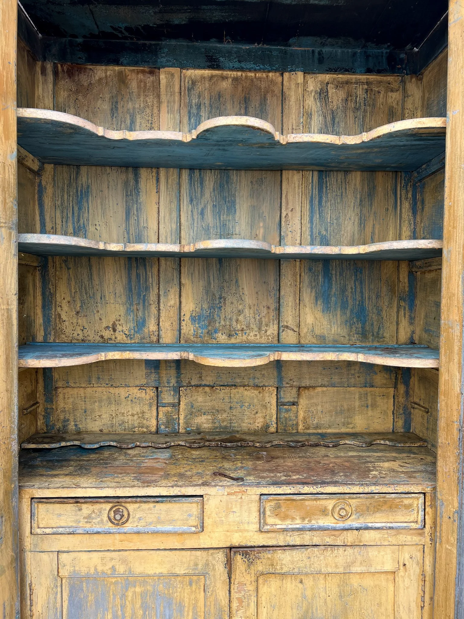 The Drill Hall Emporium antiques store Tasmania — Large scale French