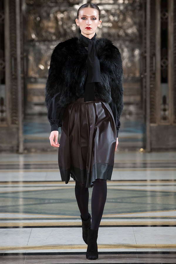 Hallie-Sara-AW17-Lookbook-4.jpg
