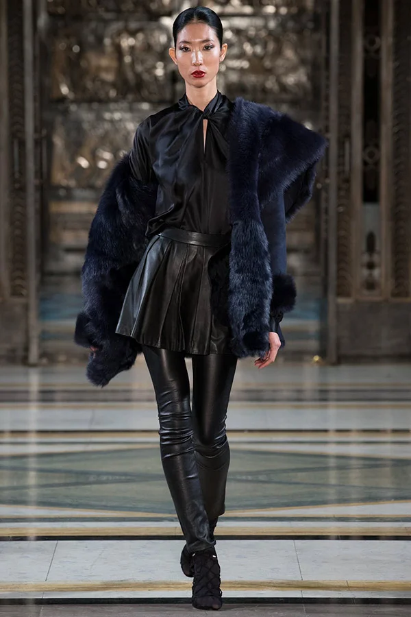 Hallie-Sara-AW17-Lookbook-14.jpg