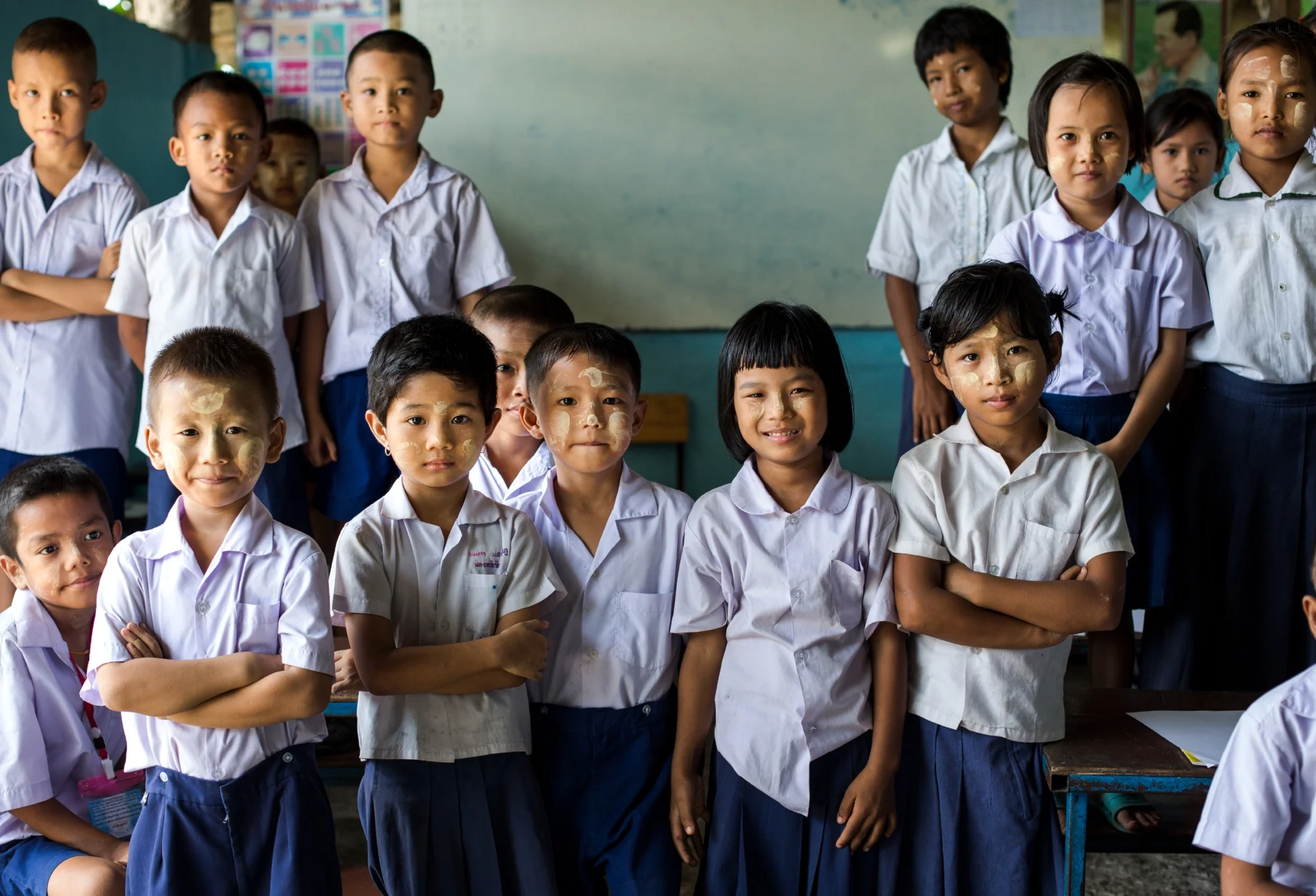 In Thailand all children have the right to 15 years of free basic education, although there have been many obstacles to enrolment for refugee and migrant children. Countries that notionally allow access to the national education system for all children often experience a significant “policy implementation gap”, meaning that policies aren’t enacted at the local level and therefore don’t improve outcomes for refugee children. © Save The Children/Michael Amendolia