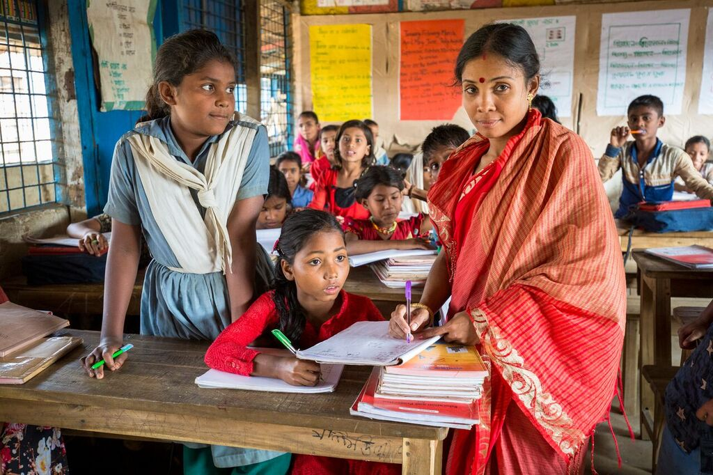 “People used to overlook the importance of girls education. I took it as a challenge.” -Jubilee Barua, 30, a teacher in Kutupalong refugee camp. Over 600,000 people, largely stateless Muslims from the northern part of Rakhine State, have fled into neighbouring Bangladesh to escape the ensuing violence. © UNHCR/Roger Arnold