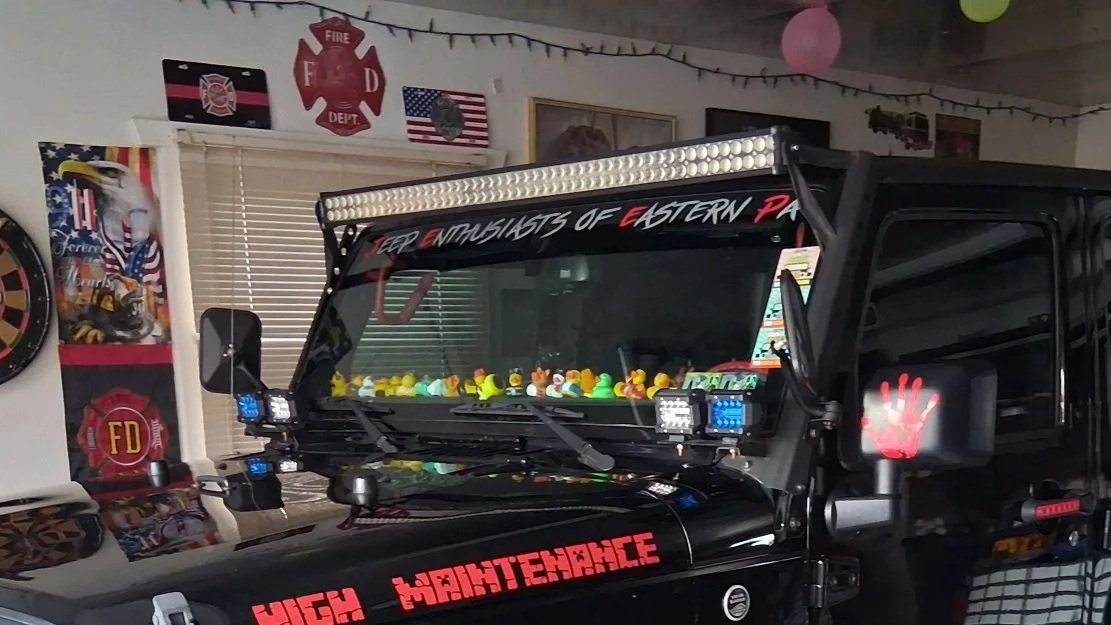 Red & Grey 1/2 Height