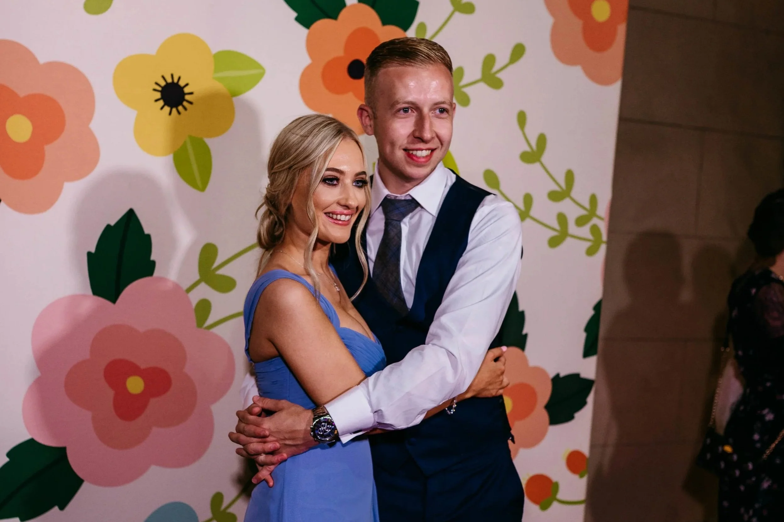 Why Digital Photo Booths Make Proms and Graduation Ceremonies Unforgettable