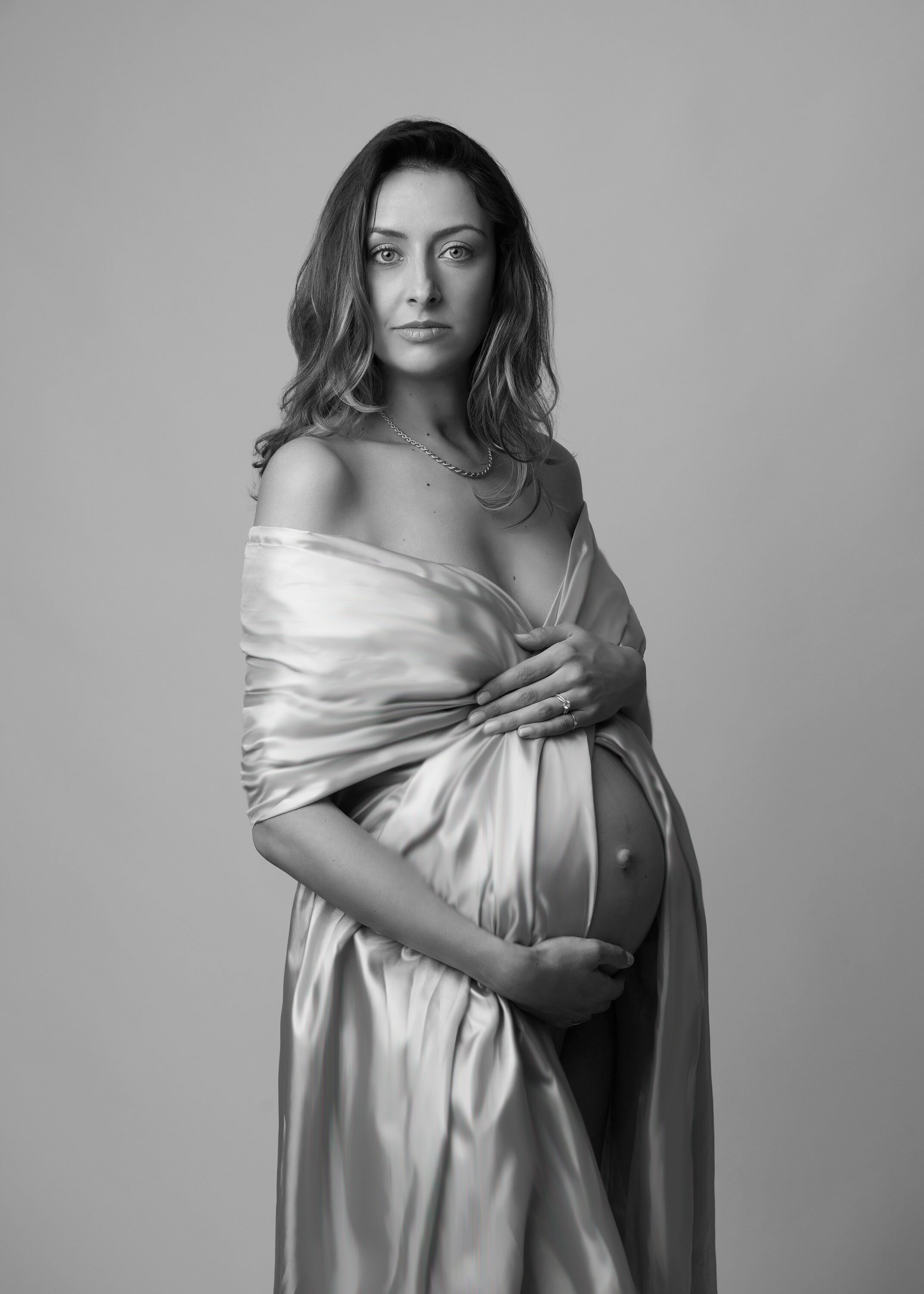 maternity-photoshoot-studio-London.jpg