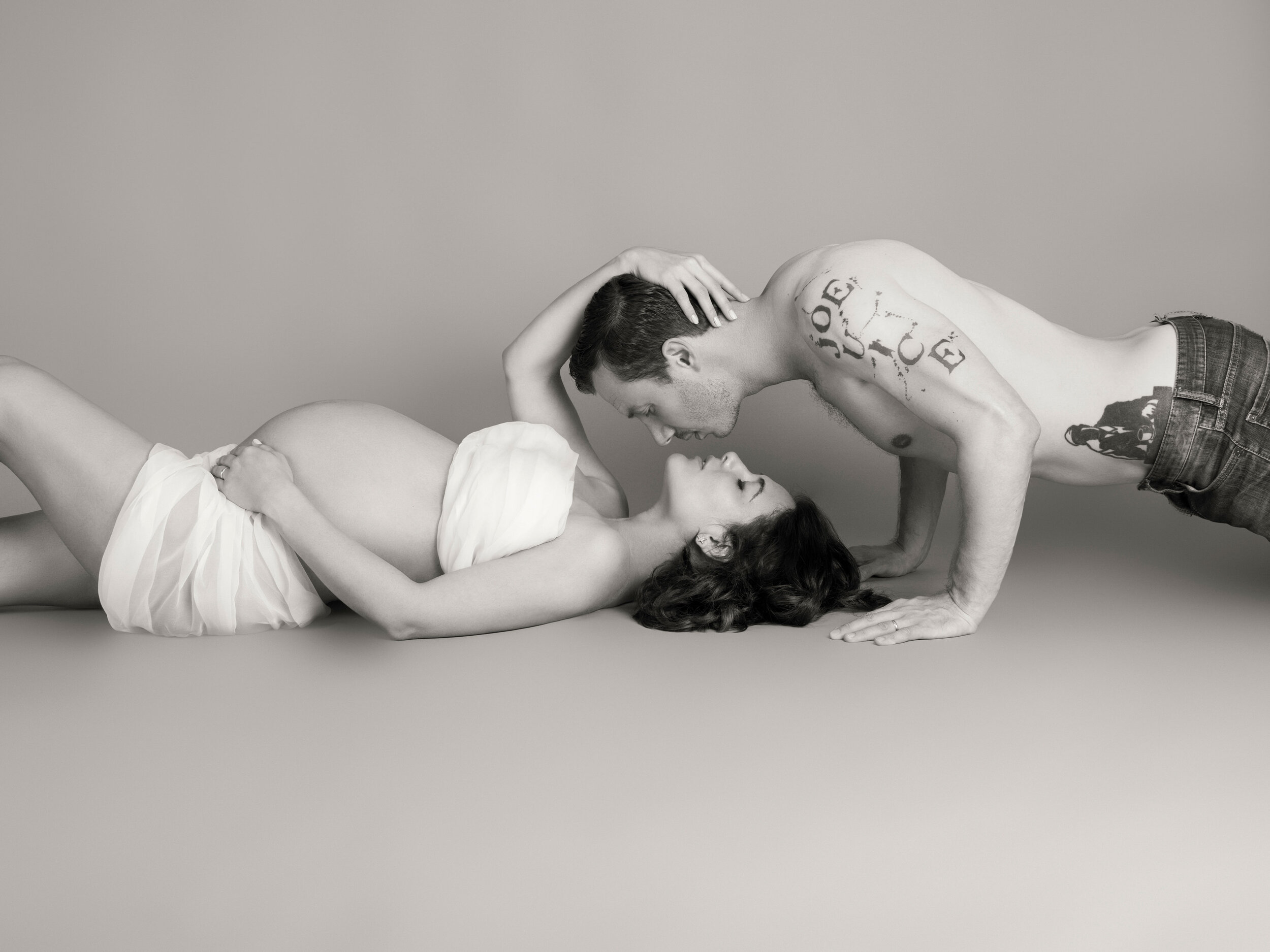 maternity-shoot-London.jpg