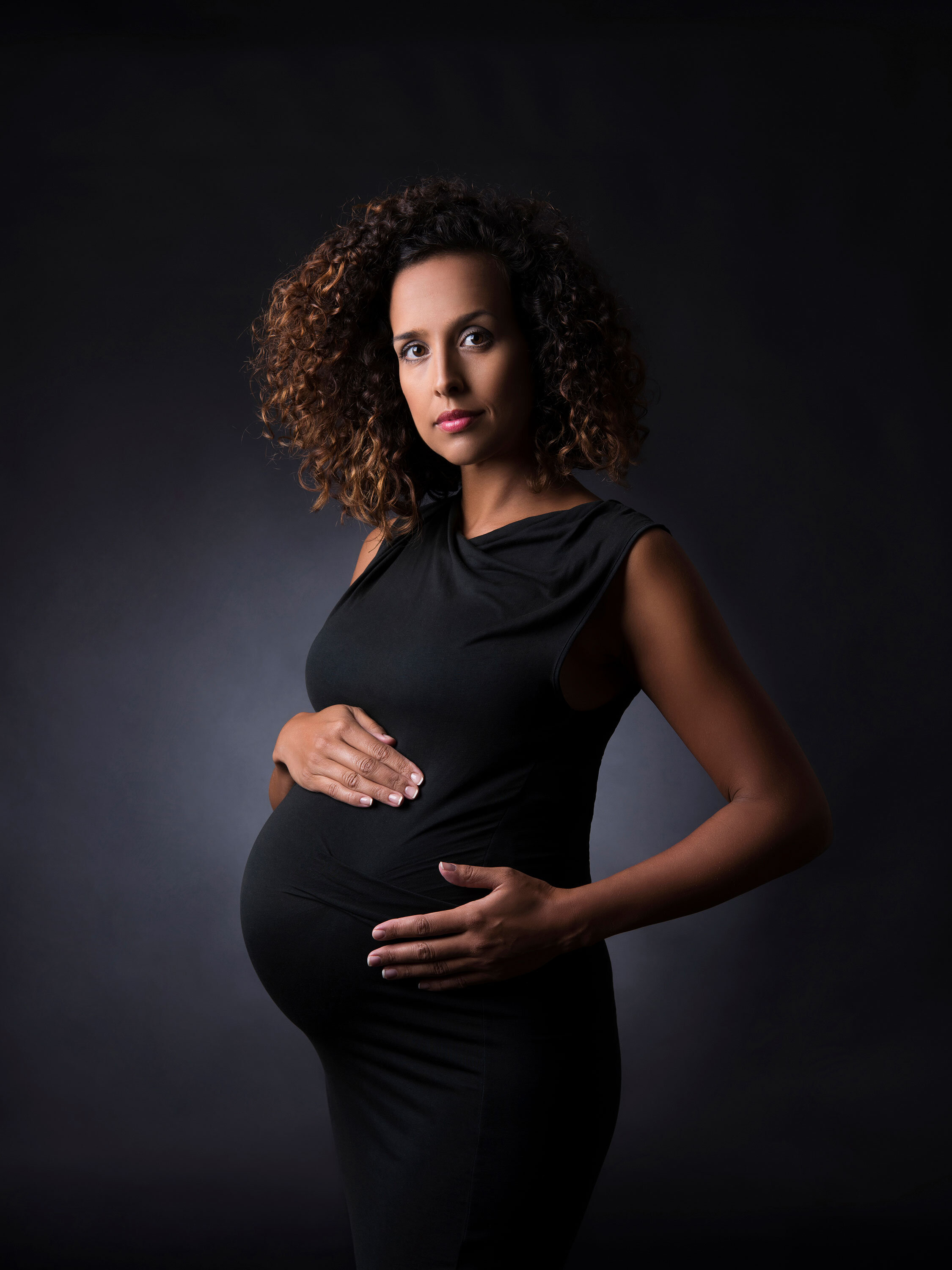 pregnancy-portrait-photographer-London.jpg