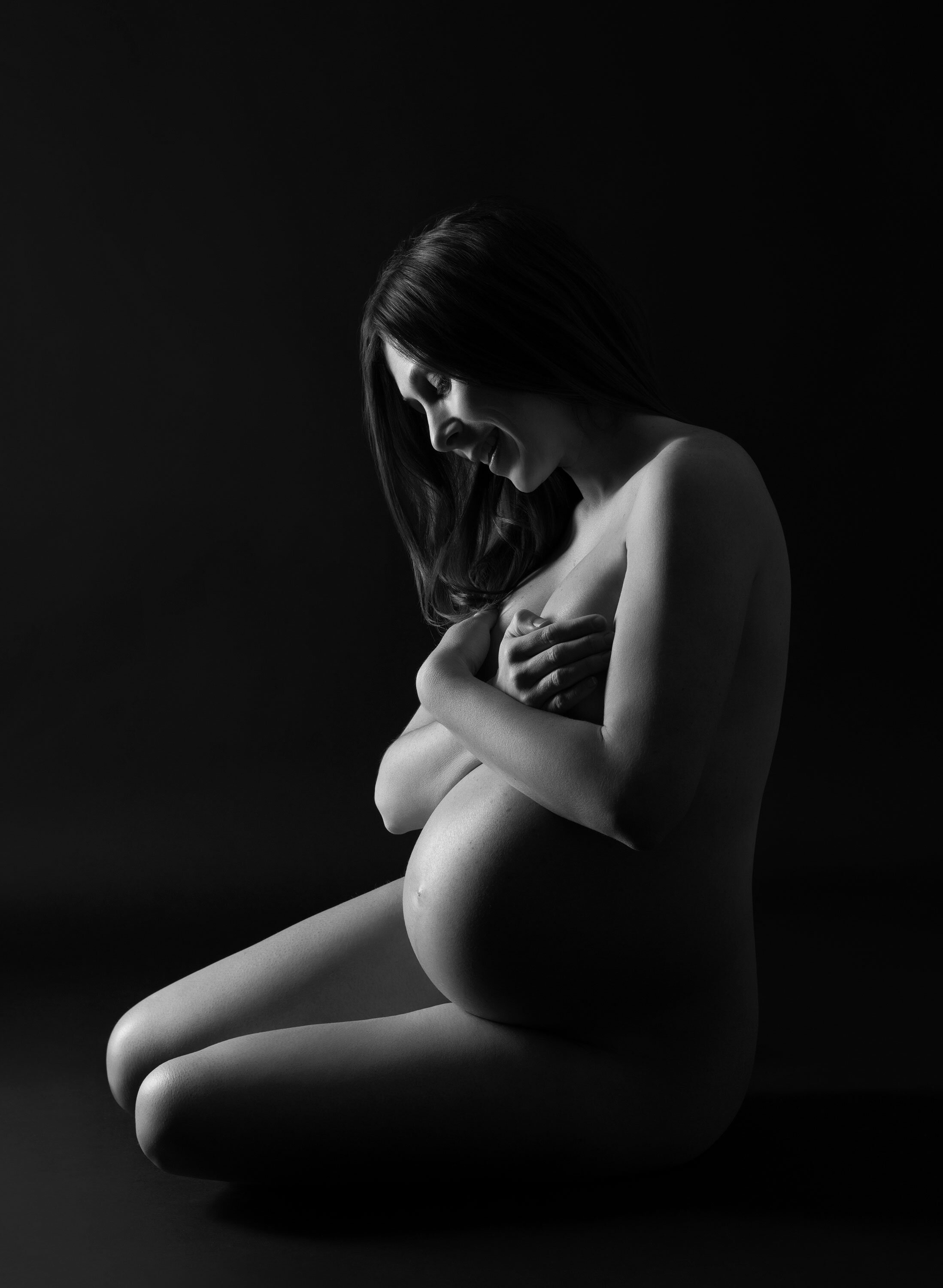 nude-maternity-photoshoot.jpg