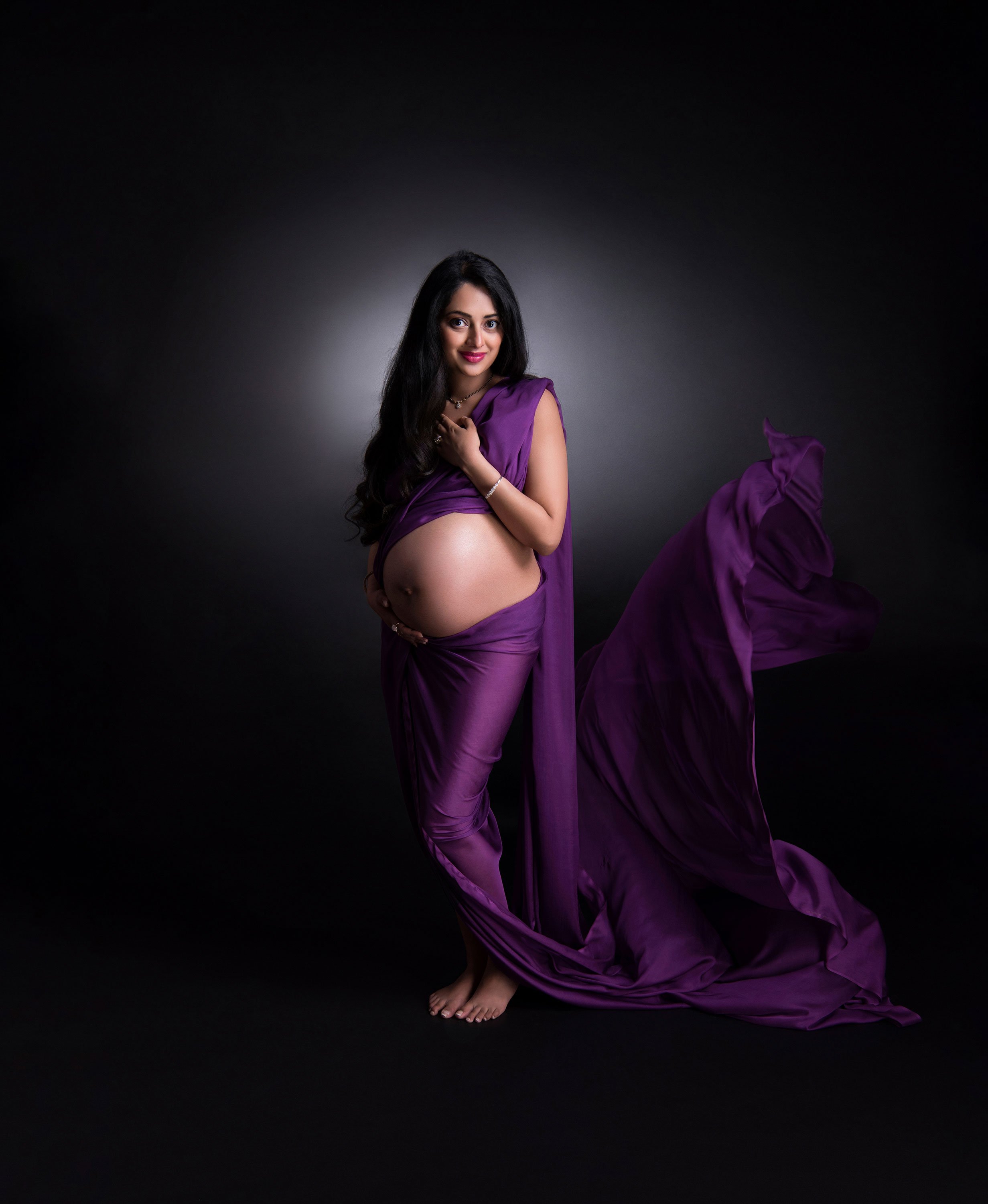 pregnancy-photoshoot-uk.jpg