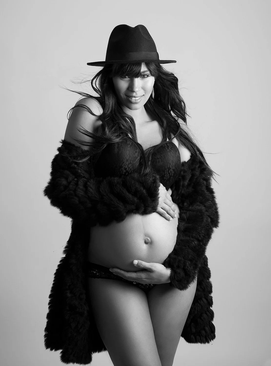 pregnancy-photoshoot-near-me.jpg