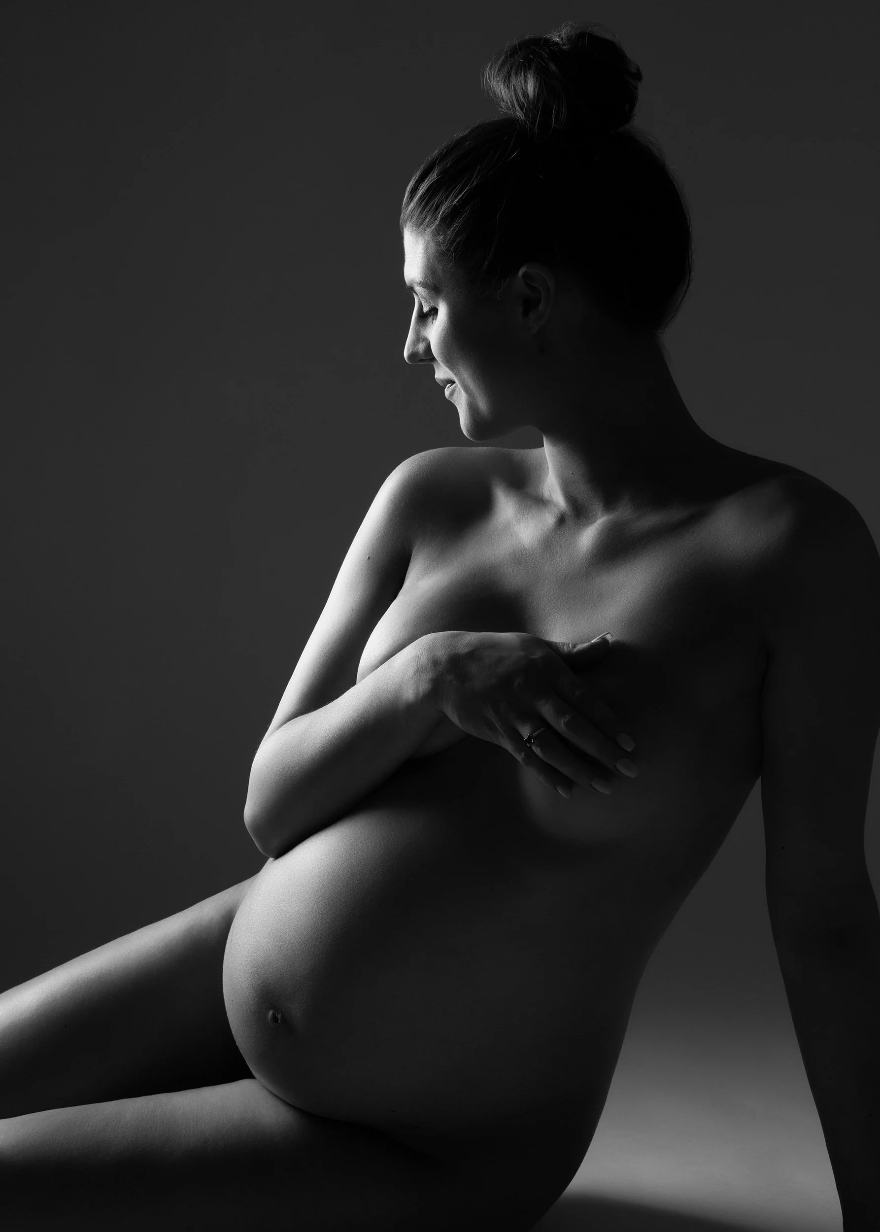 fine-art-pregnancy-nude.jpg