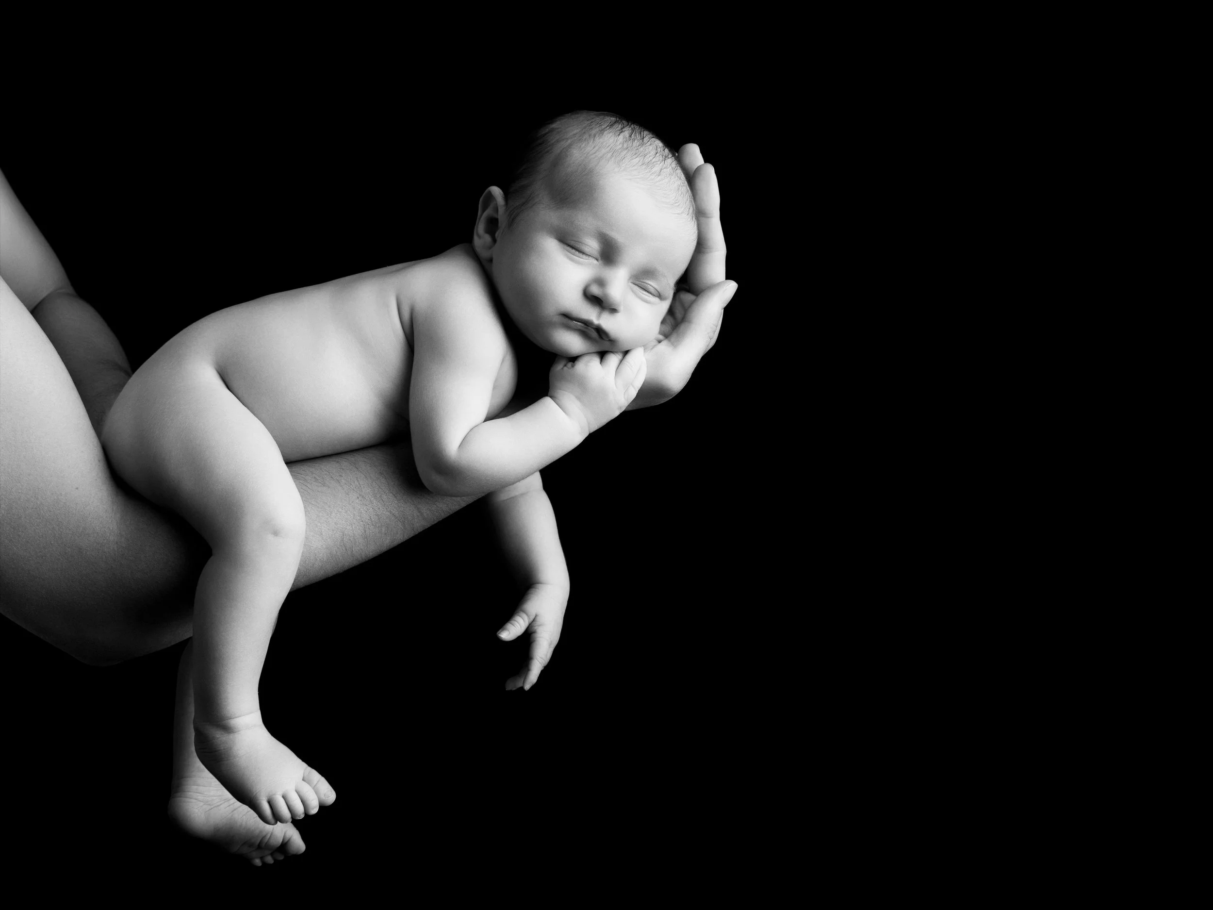 Black and white newborn photography at home, London — Nemi Miller