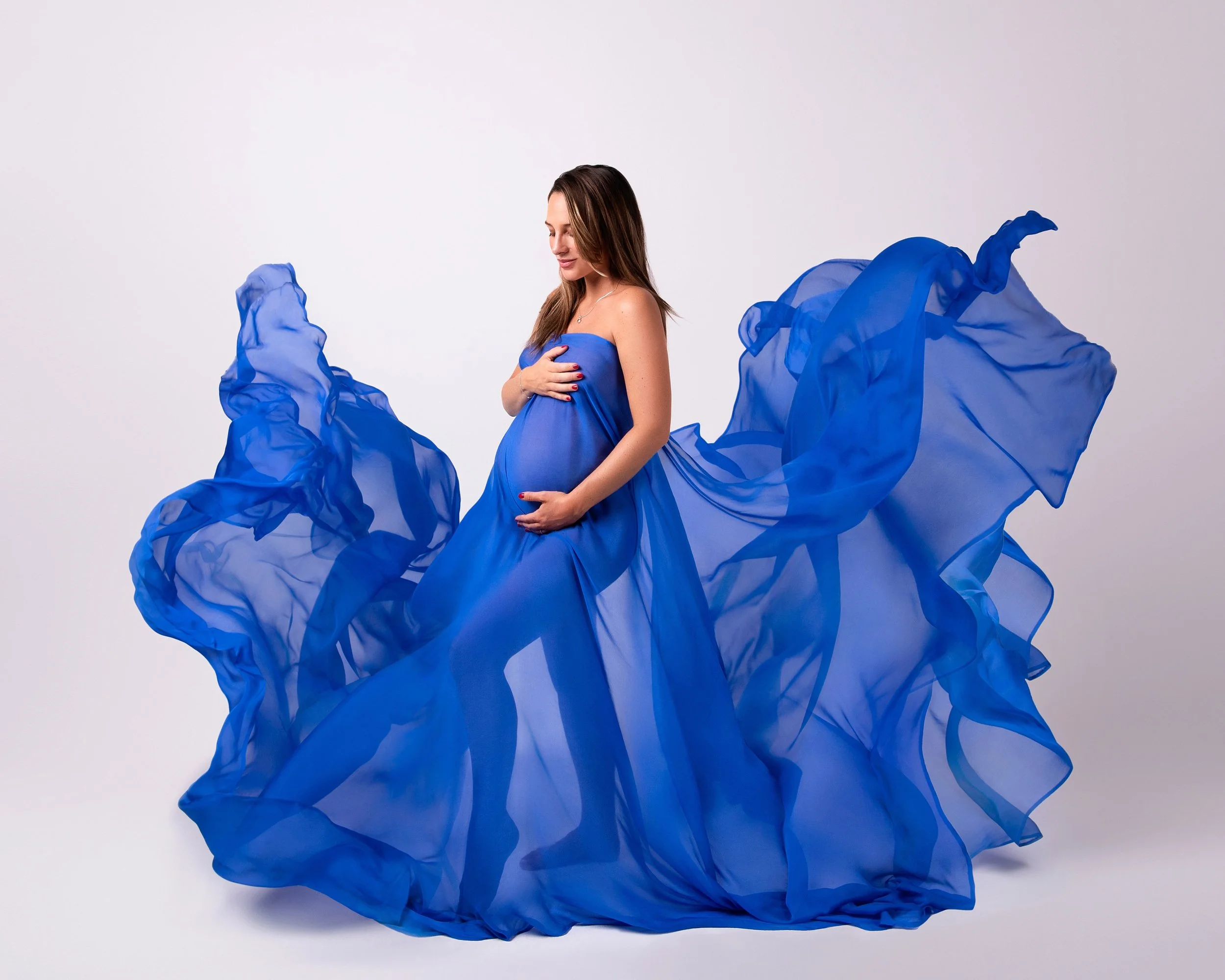 Maeva's Maternity Photoshoot for Made in Chelsea. — London M aternity ...