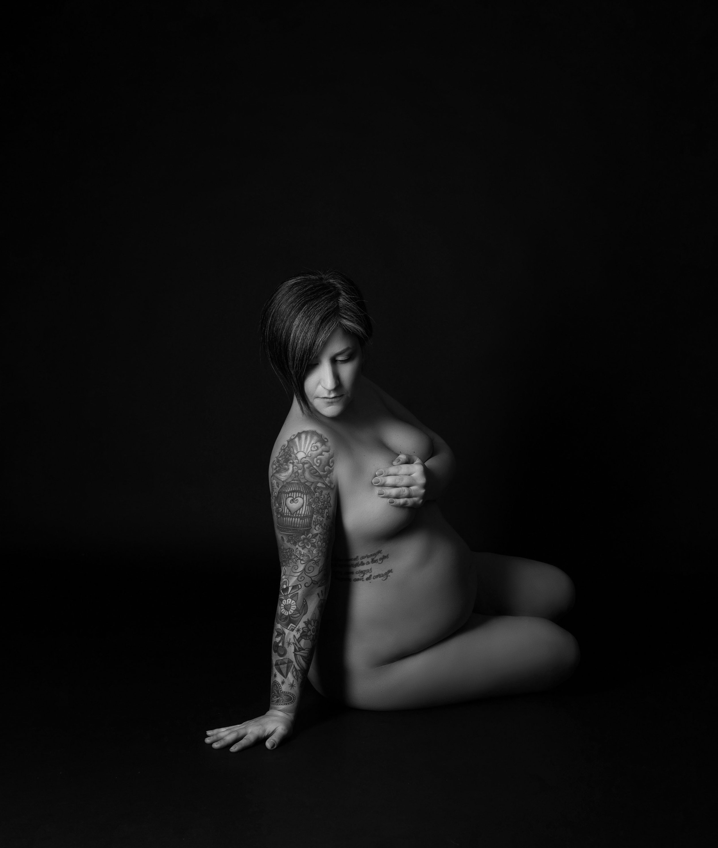 	
Artistic pregnancy photoshoot by Nemi Miller - a specialist maternity photographer with a West London photography studio.