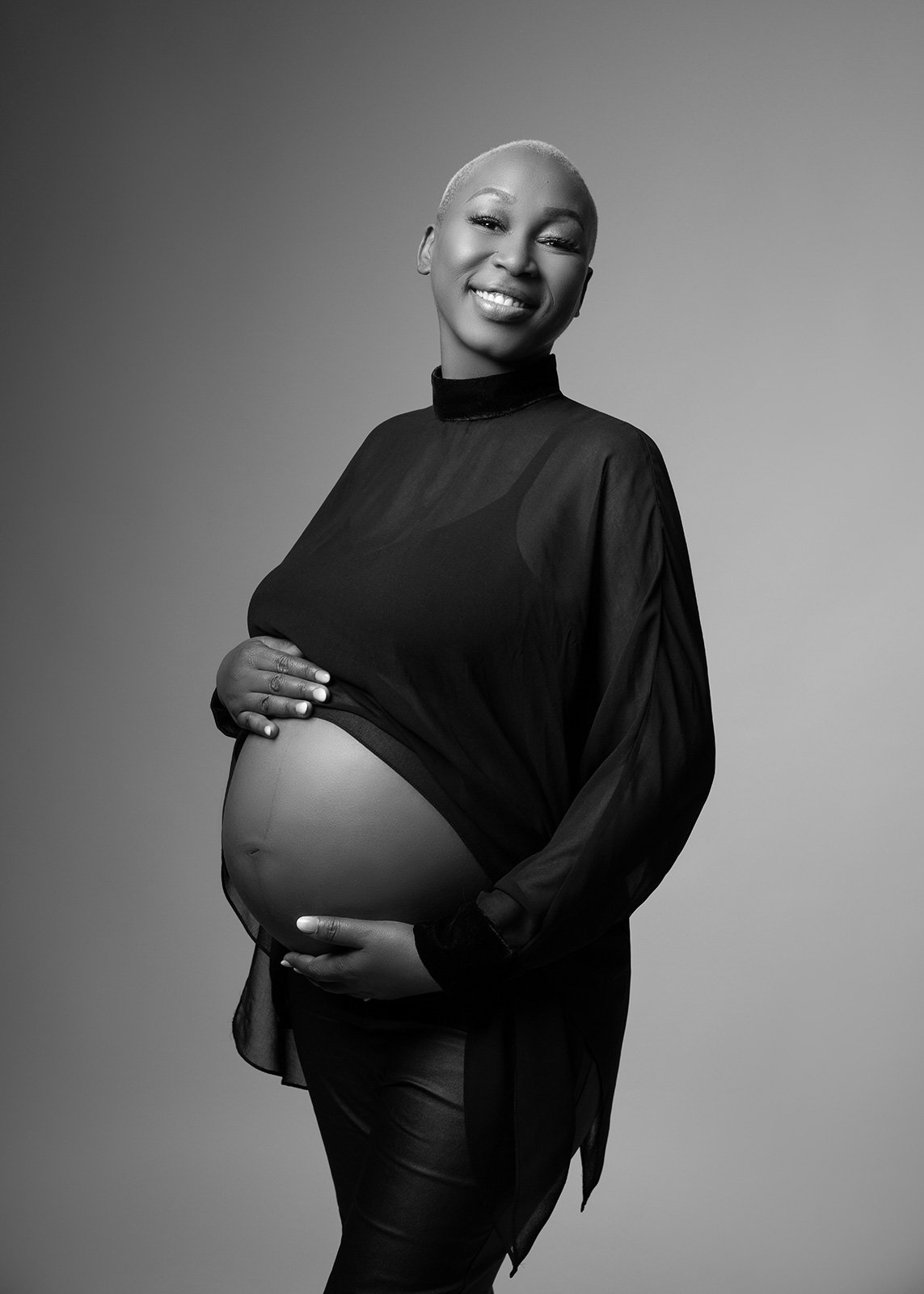 studio-pregnancy-photoshoot-bristol.jpg