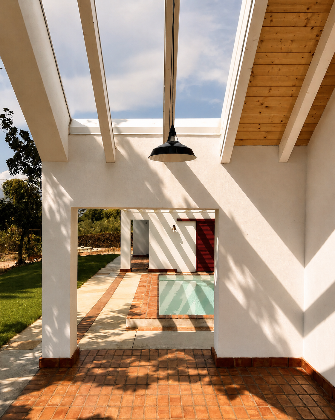 CASA CON PATIO CENTRALE
