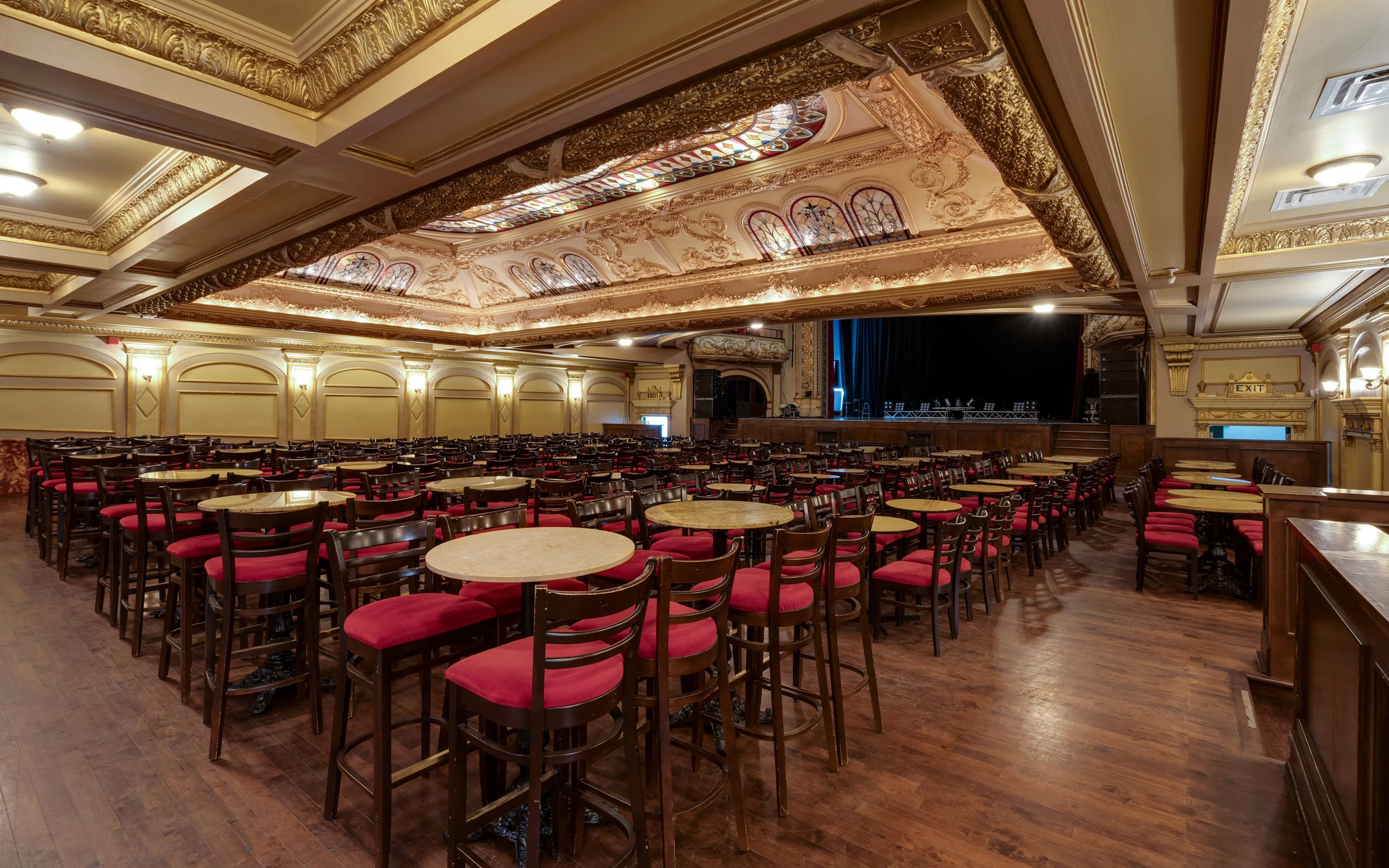 Halls — Théâtre Rialto