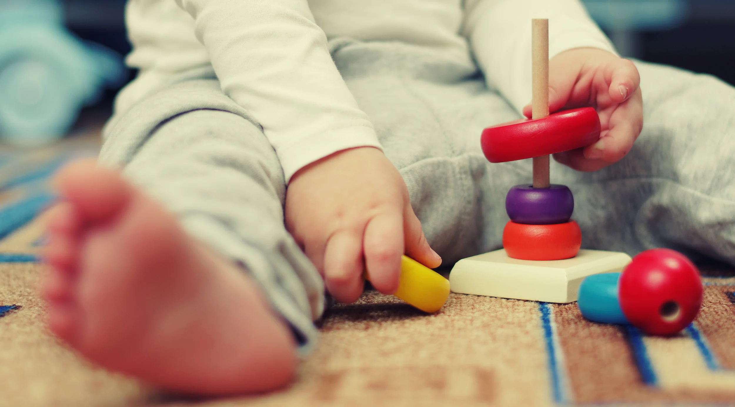 Infants with blocks.jpg
