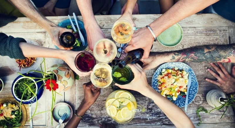 bigstock-Food-Table-Healthy-Delicious-O-92994914-1100x600.jpg