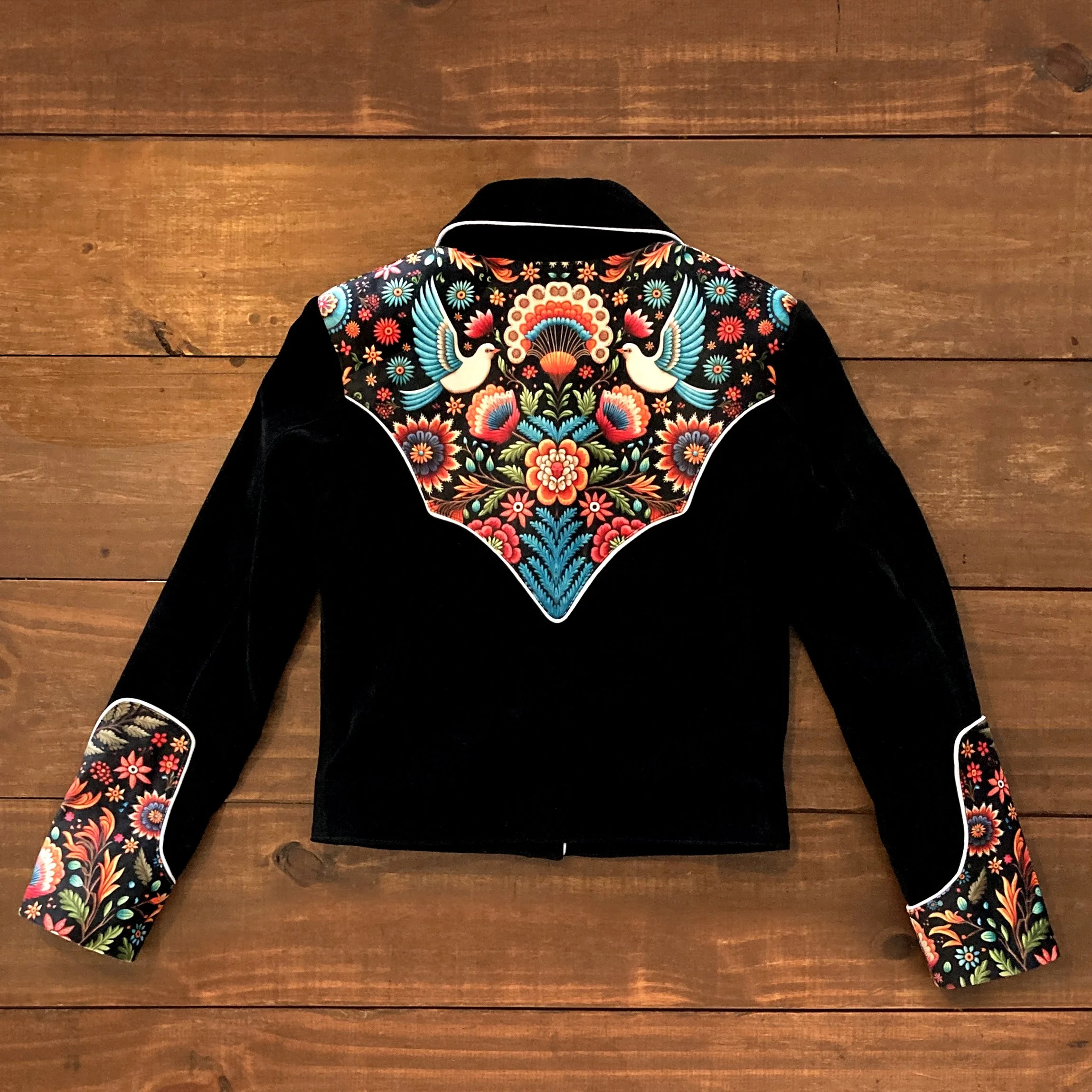 Chaqueta V. Folk Vuelta.jpg