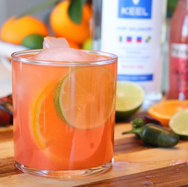 Yes, you&rsquo;re allowed to drink vodka today! Especially in a recipe as tasty and low calorie/sugar as this! Enjoy our Spicy Sparkling Paloma made with brand new  @fevertree_usa Sparkling Pink Grapefruit and @aperolusa - swipe for recipe