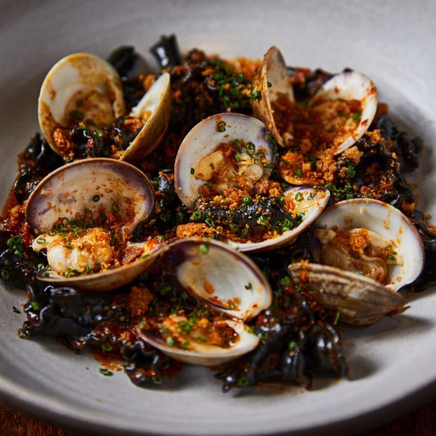 a clam campanelle:
nduja, squid ink, breadcrumb
tastes good with some wine
