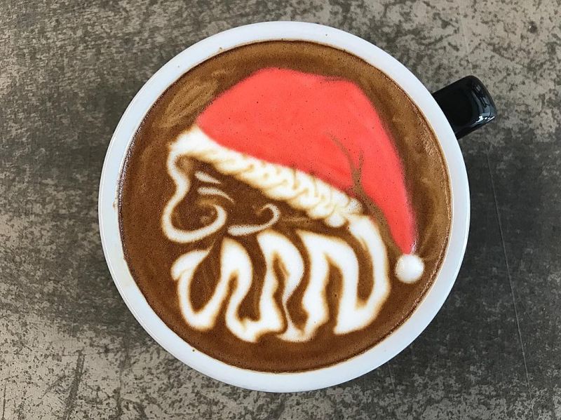 Santa Coffee art via @ dropship_____