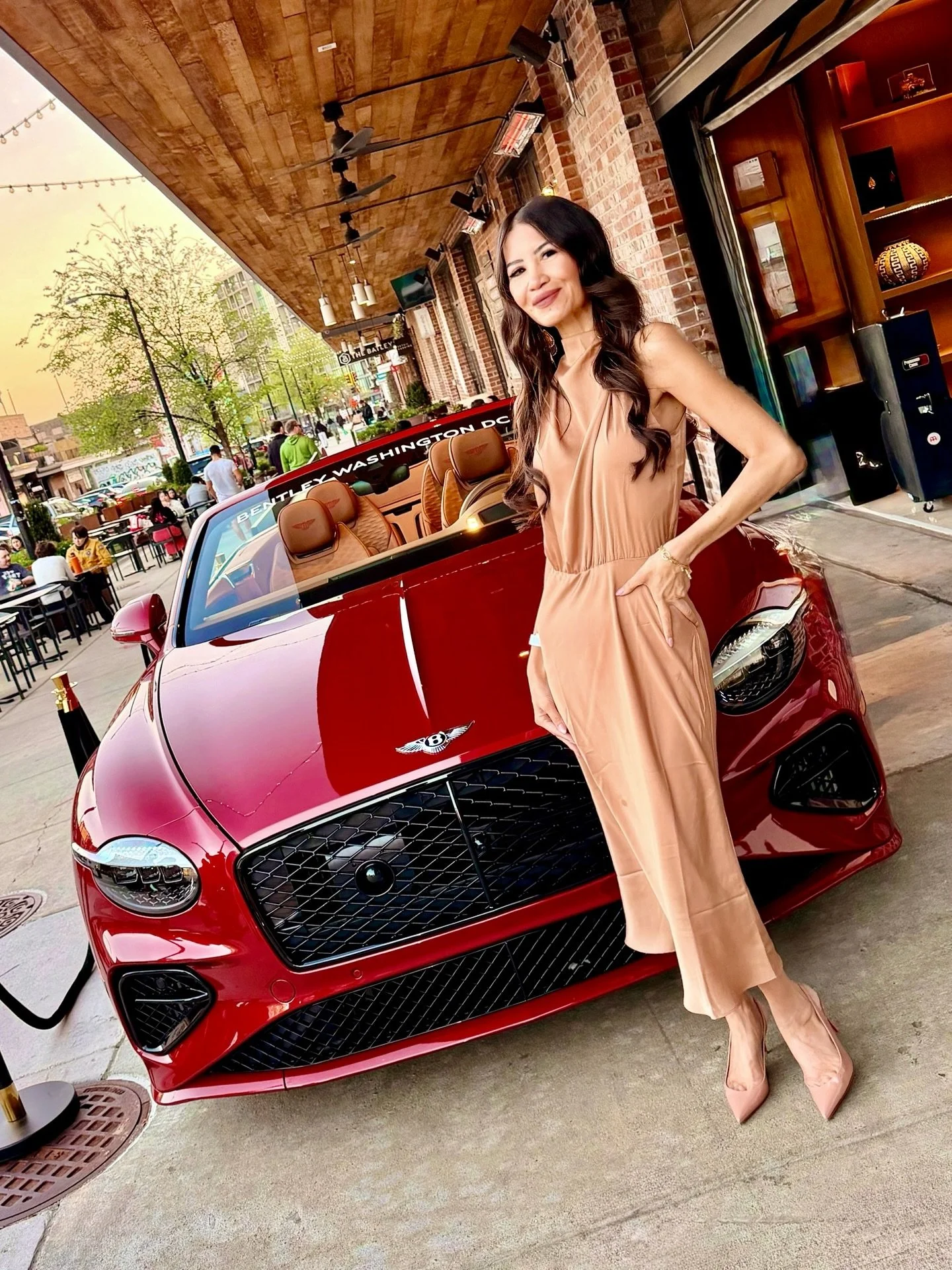 The weekend is soon approaching- choose your character: 
A) Brunch + Besties
B) Chores + Chill
C) Workouts + Wild Nights
D) ______ (fill me in!)

We kicked things off at @elcielowashington x Macallan-- a luxe evening of celebration, Michelin-rated si